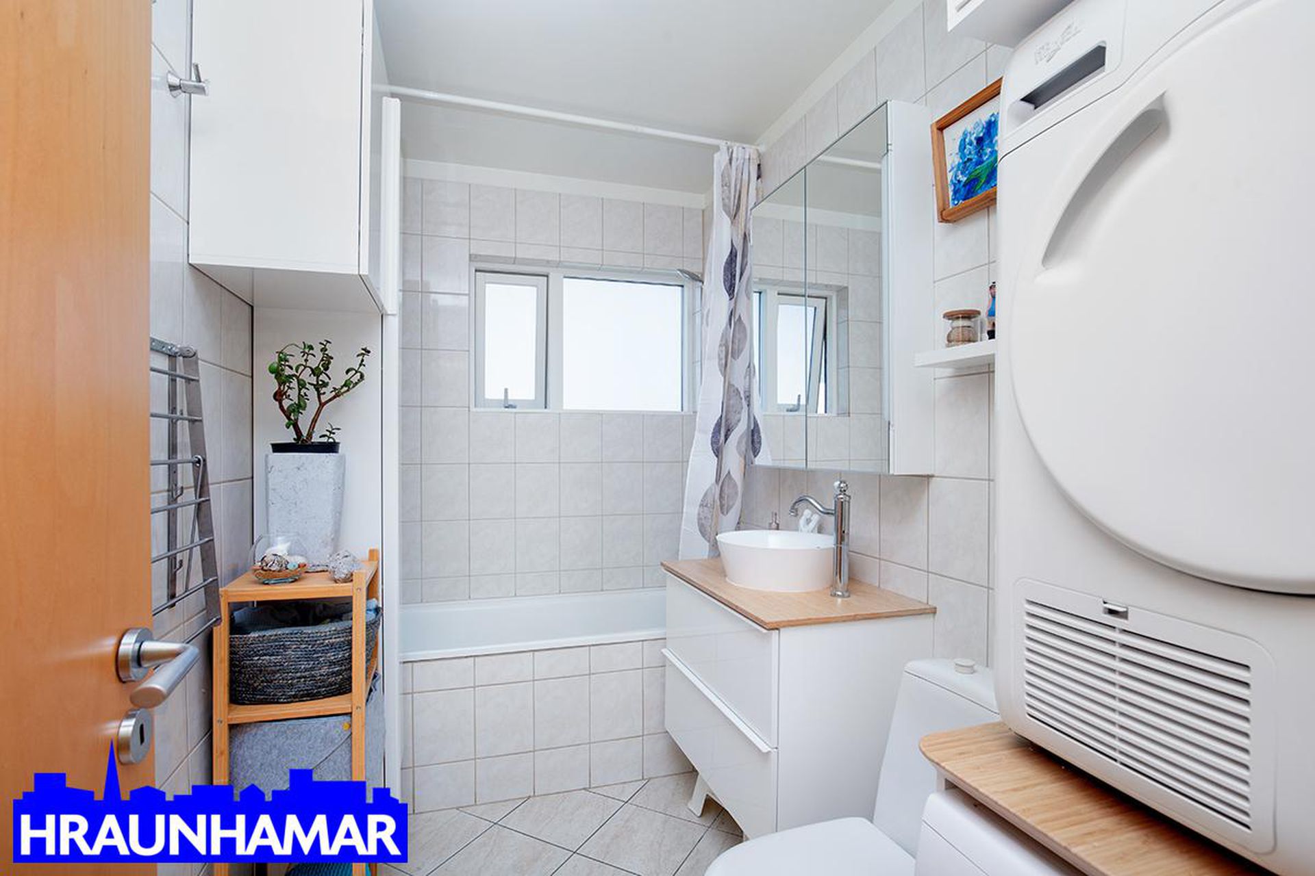 Rauðalækur 51, 105 Reykjavík