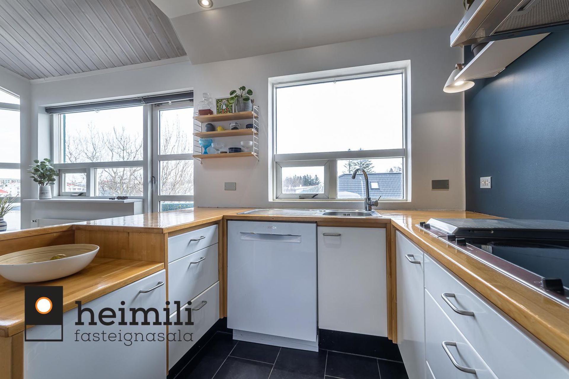 Laugarnesvegur 62, 105 Reykjavík