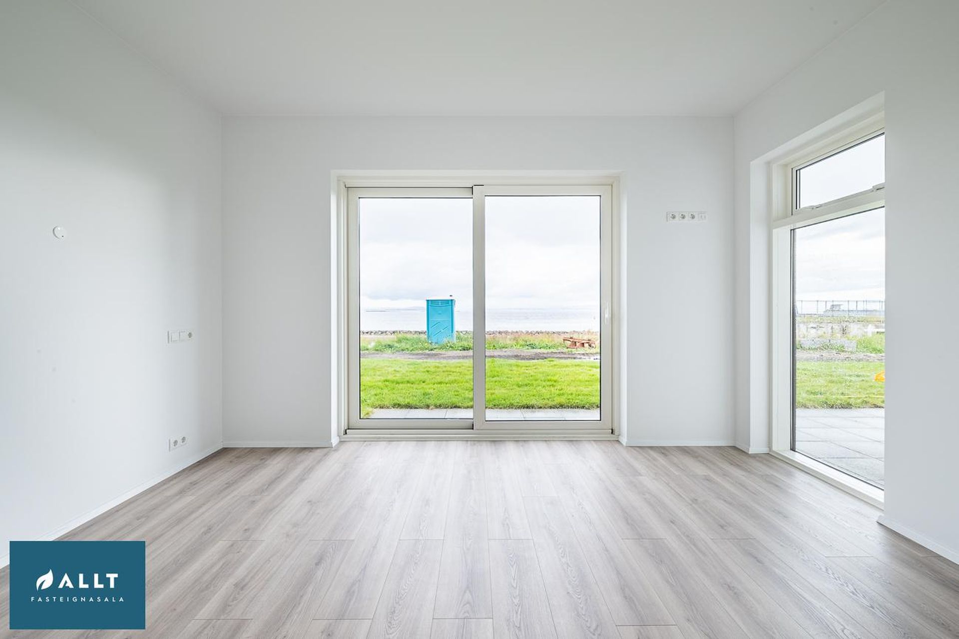 Suðurgata 92, 300 Akranes