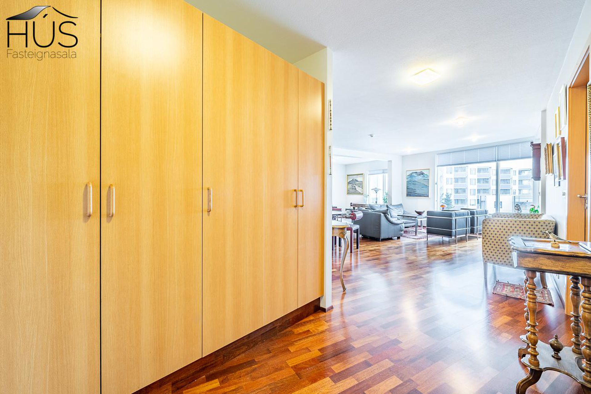 Sléttuvegur 17, 103 Reykjavík