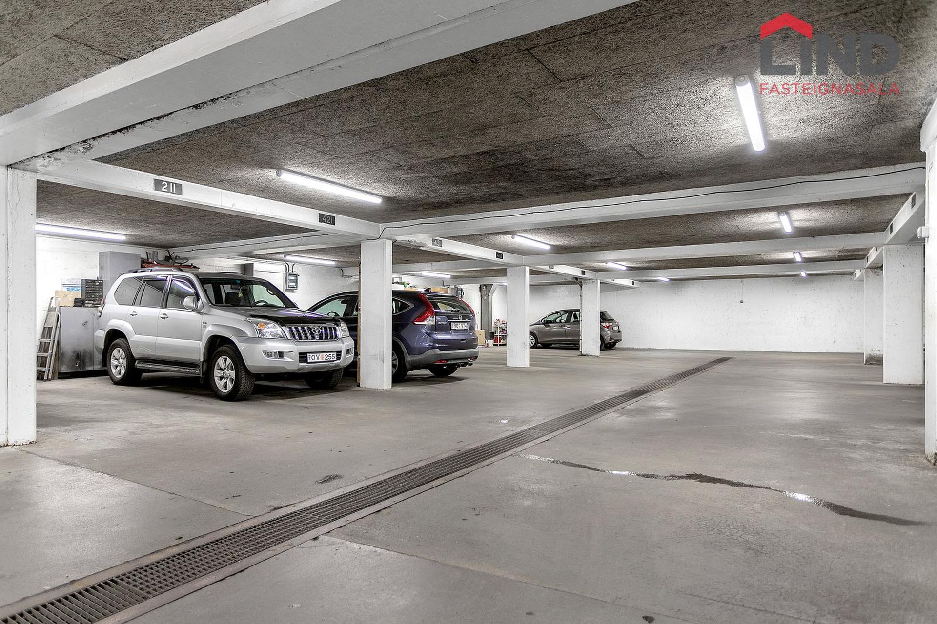 Neðstaleiti 2, 103 Reykjavík