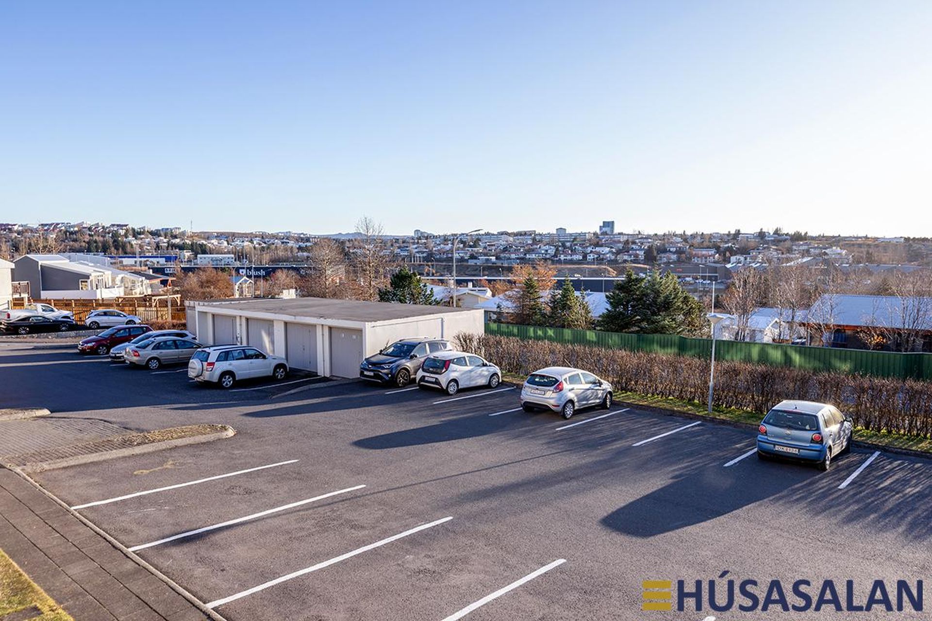 Trönuhjalli 1, 200 Kópavogur