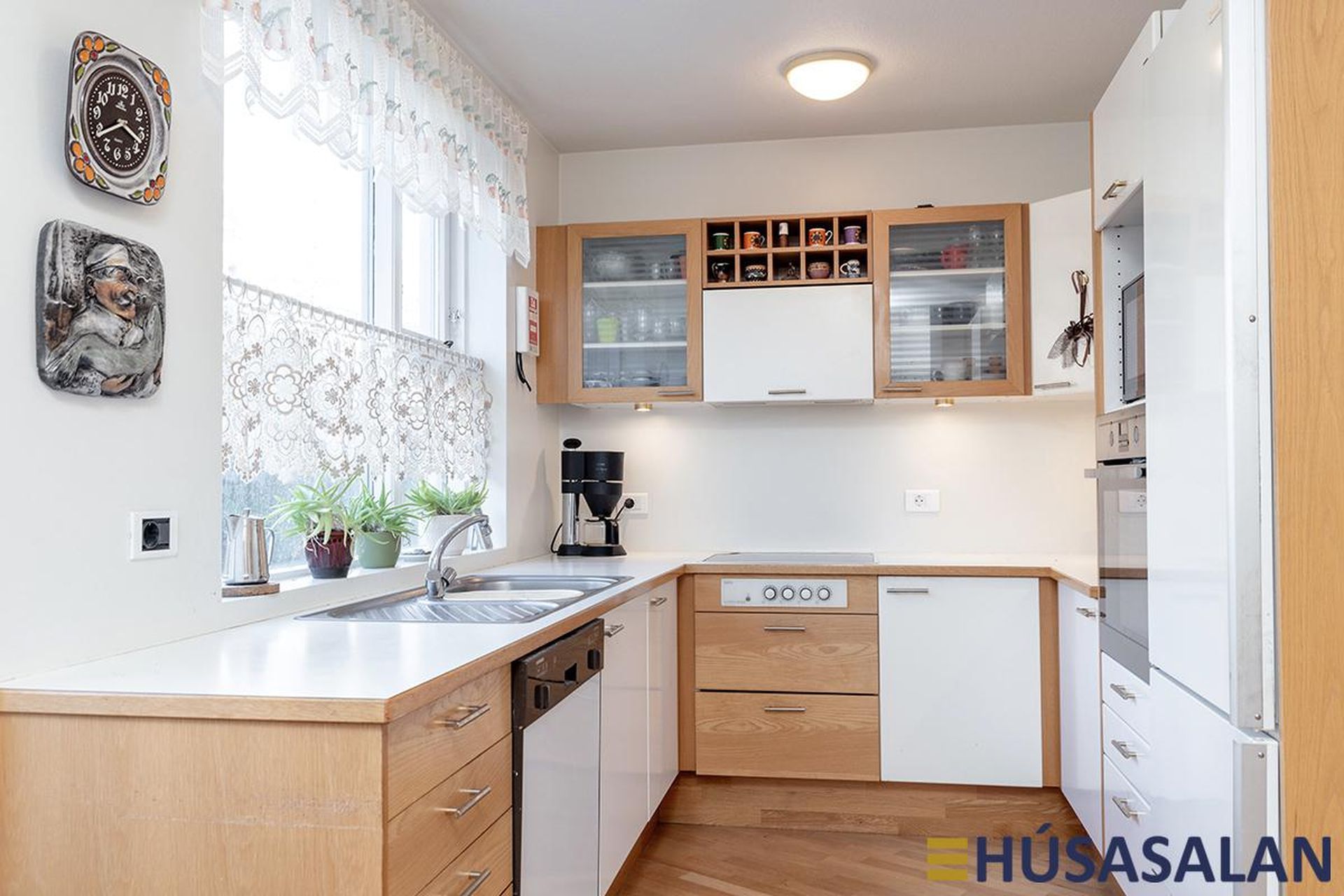Trönuhjalli 1, 200 Kópavogur