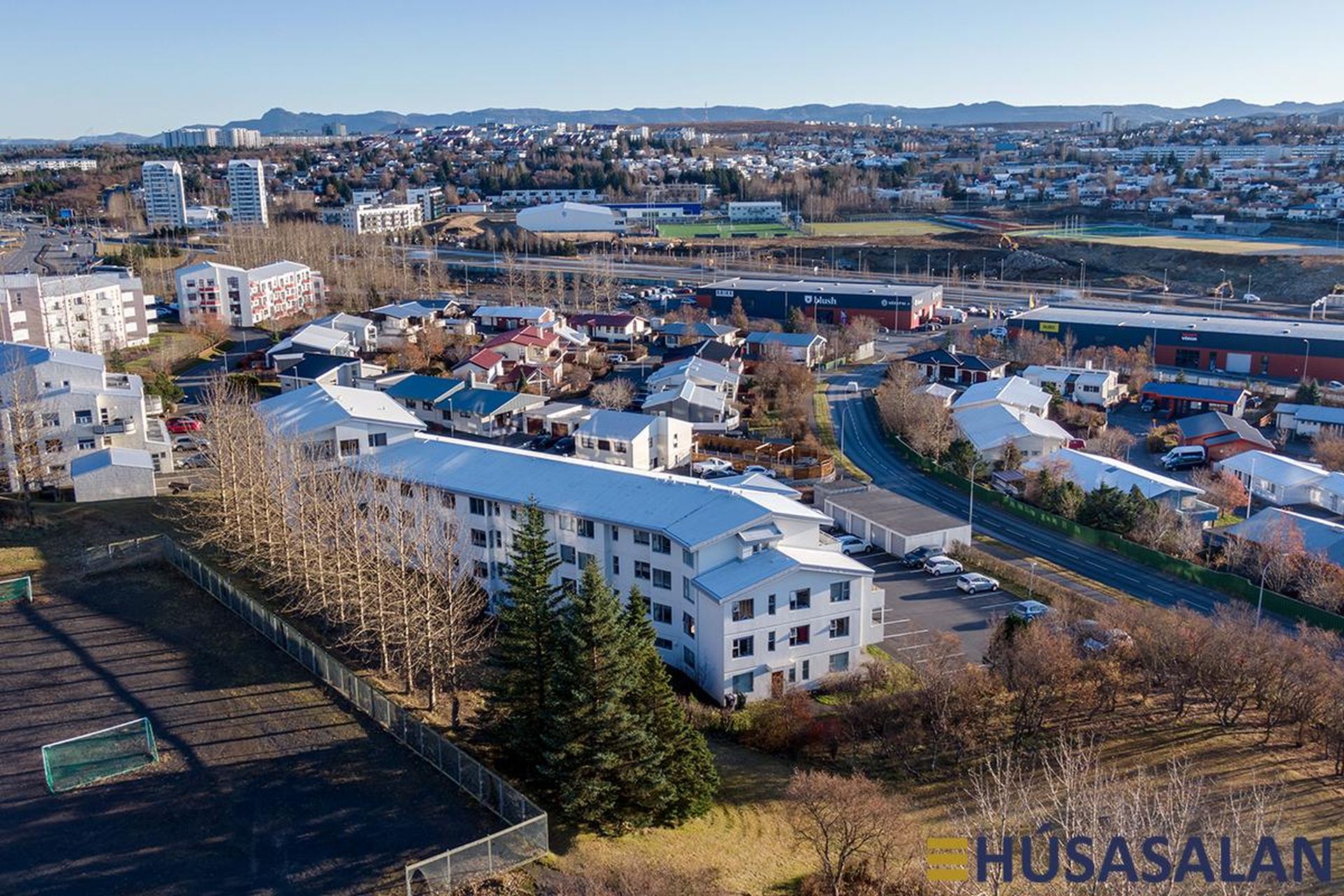 Trönuhjalli 1, 200 Kópavogur