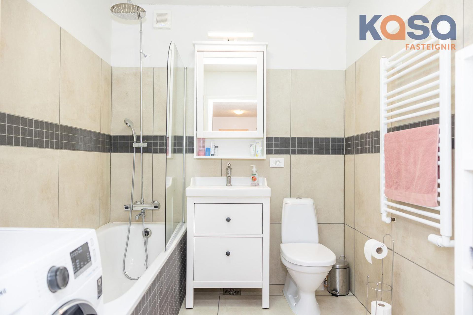 Tjarnarlundur 17, 600 Akureyri