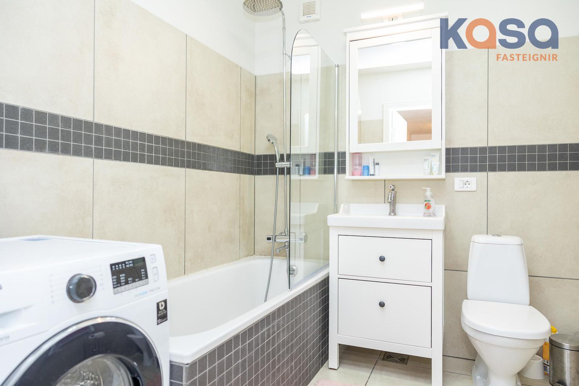 Tjarnarlundur 17, 600 Akureyri