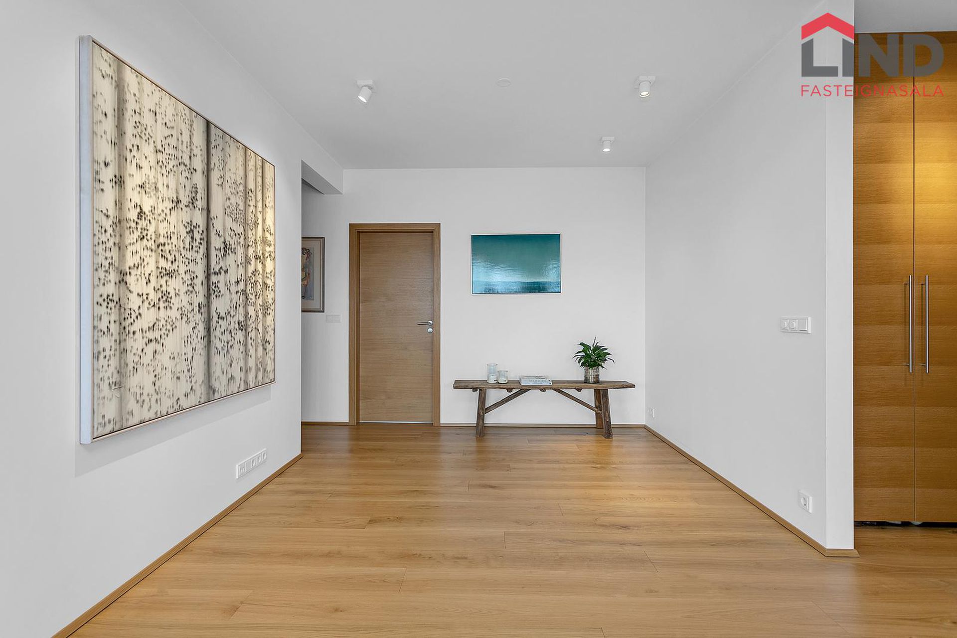 Mánatún 15, 105 Reykjavík