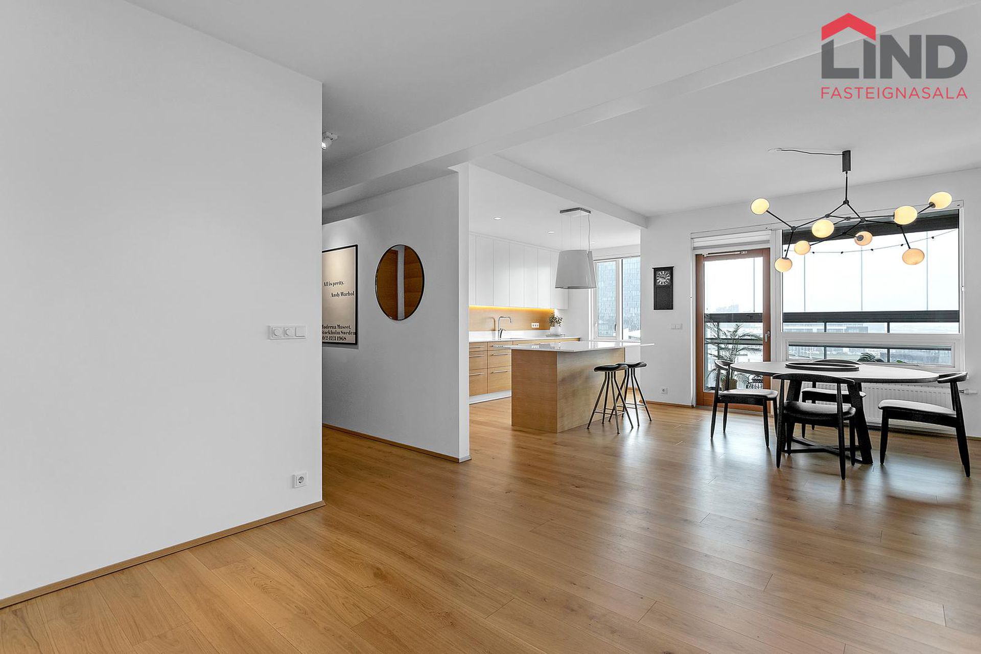 Mánatún 15, 105 Reykjavík