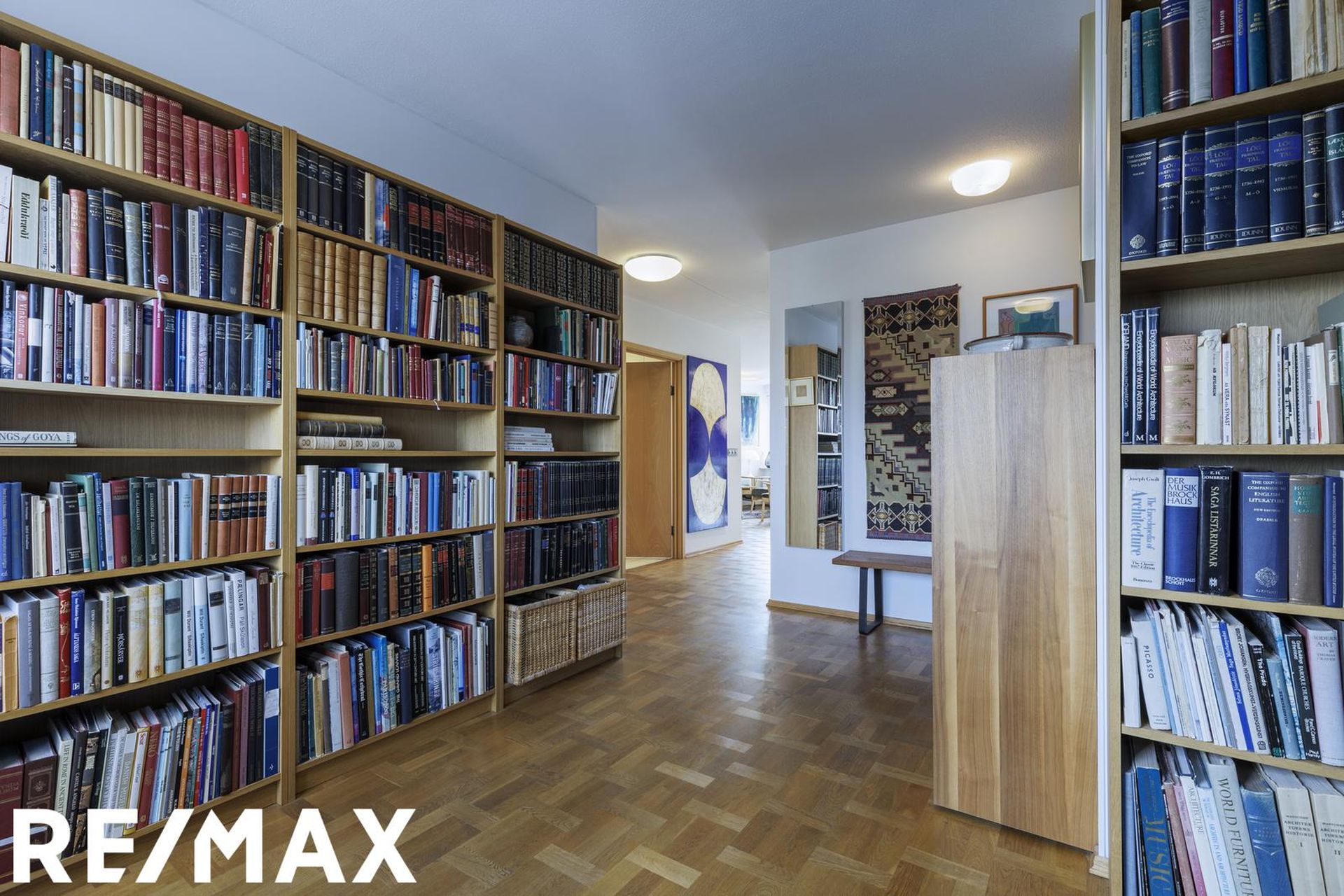 Hvassaleiti 58, 103 Reykjavík