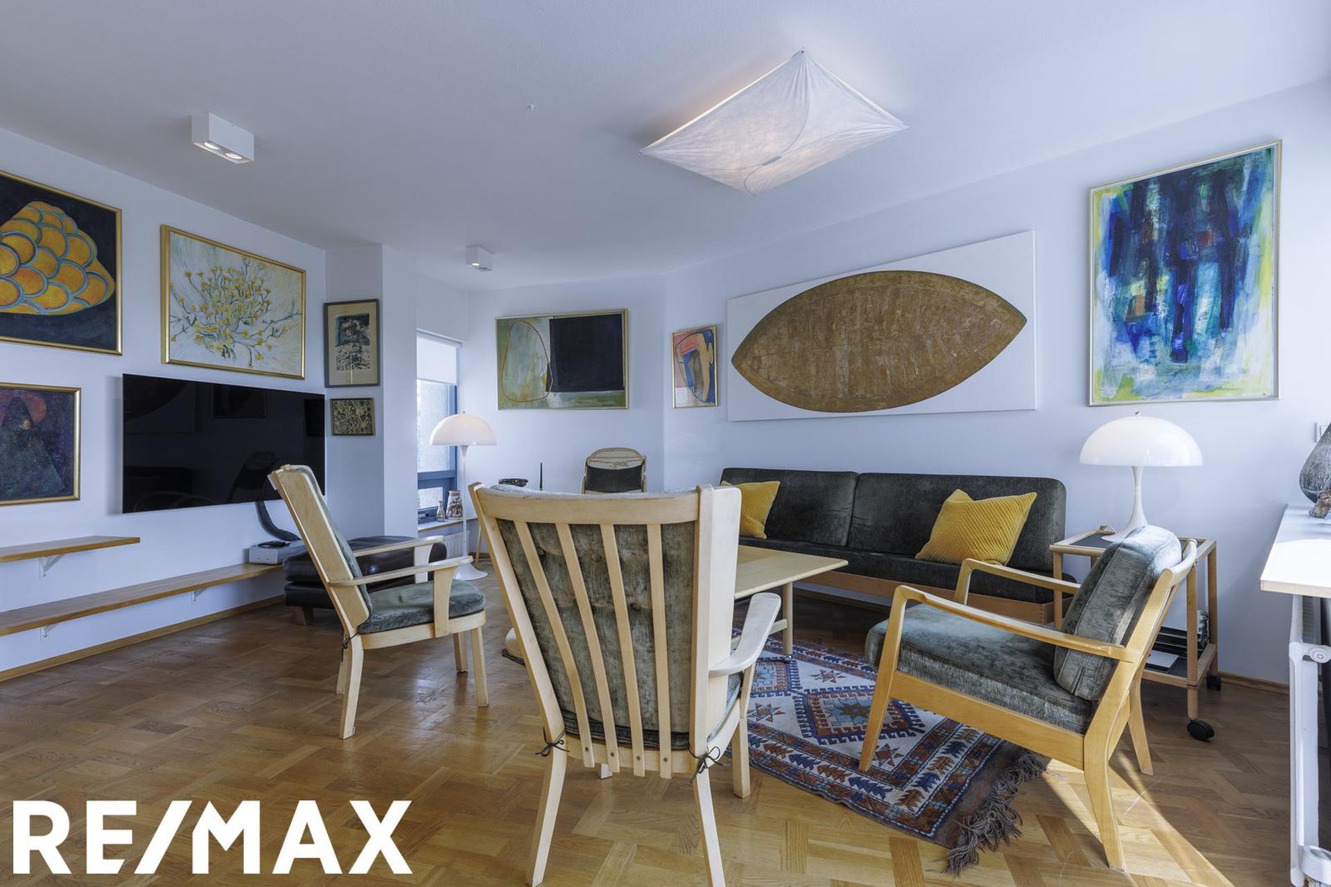 Hvassaleiti 58, 103 Reykjavík