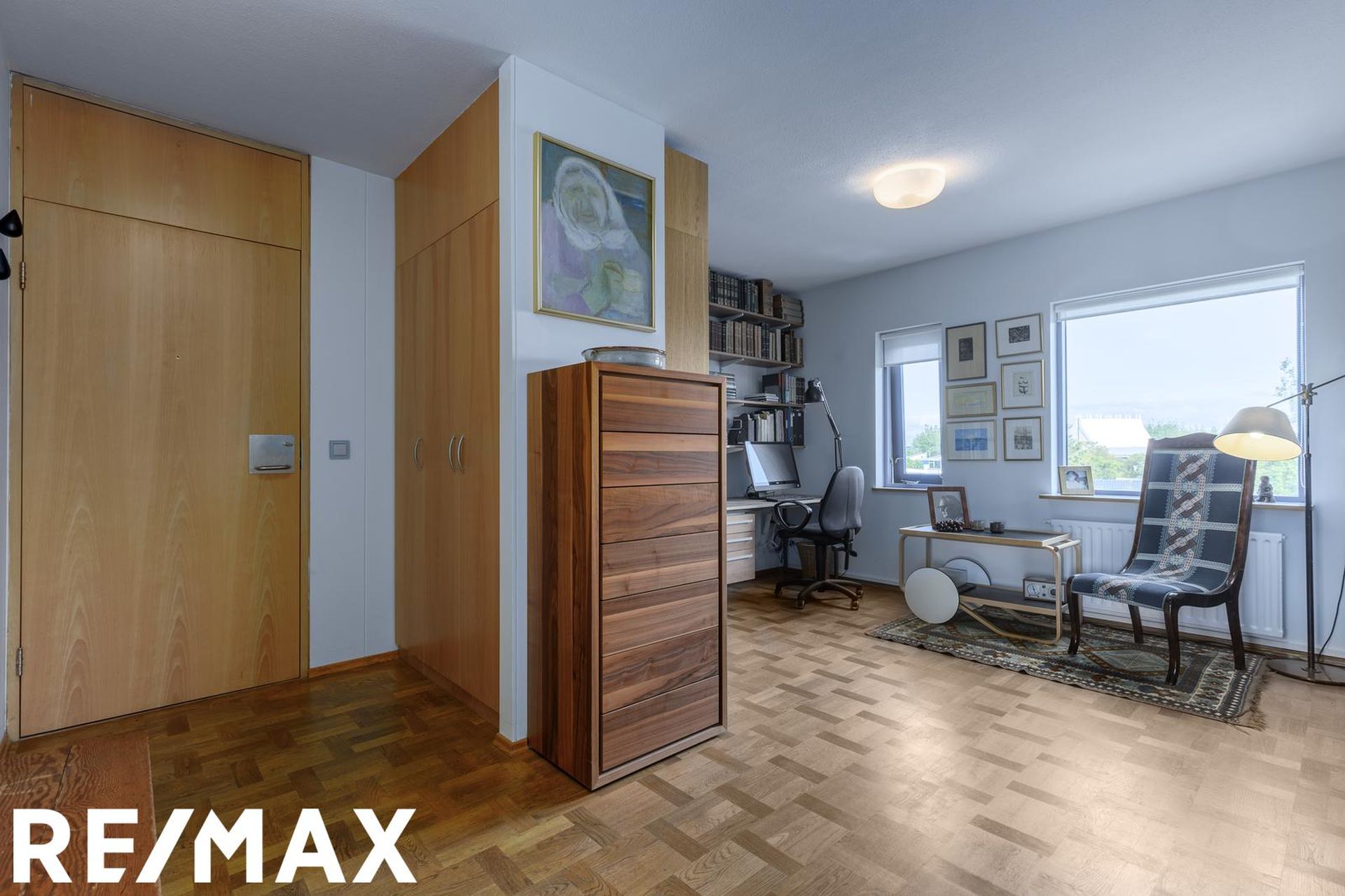 Hvassaleiti 58, 103 Reykjavík