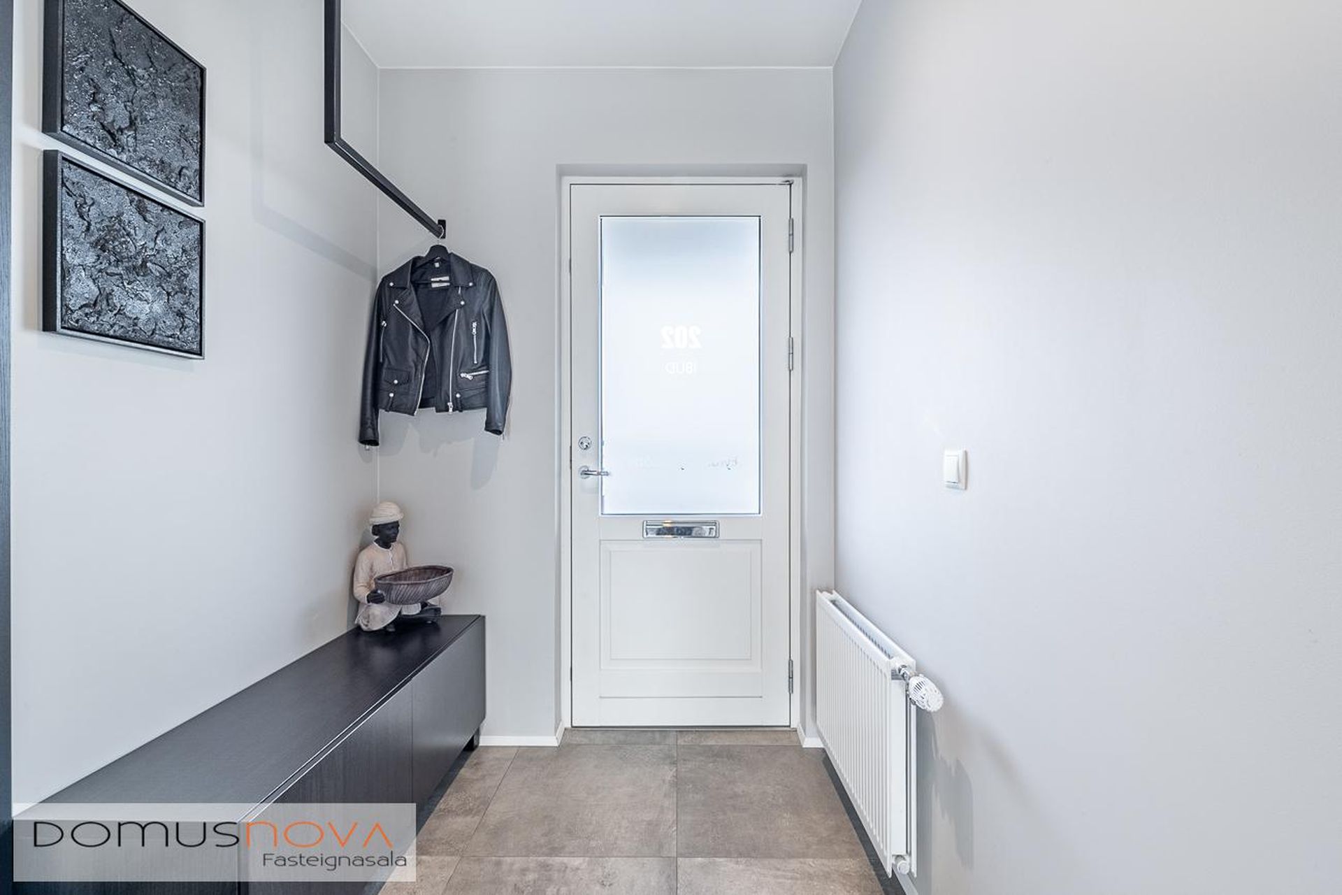 Asparskógar 24, 300 Akranes