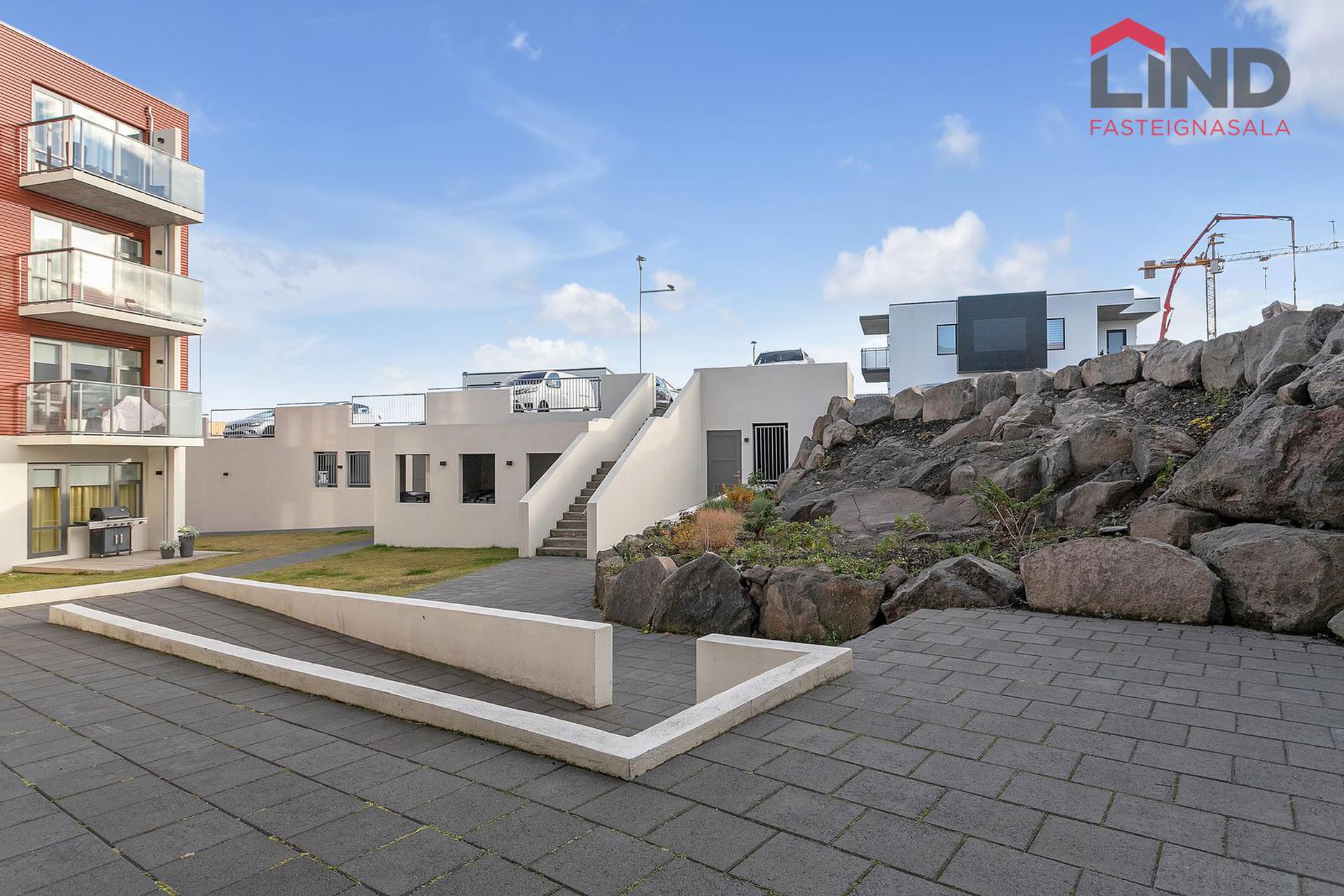 Brekkugata 1, 210 Garðabær