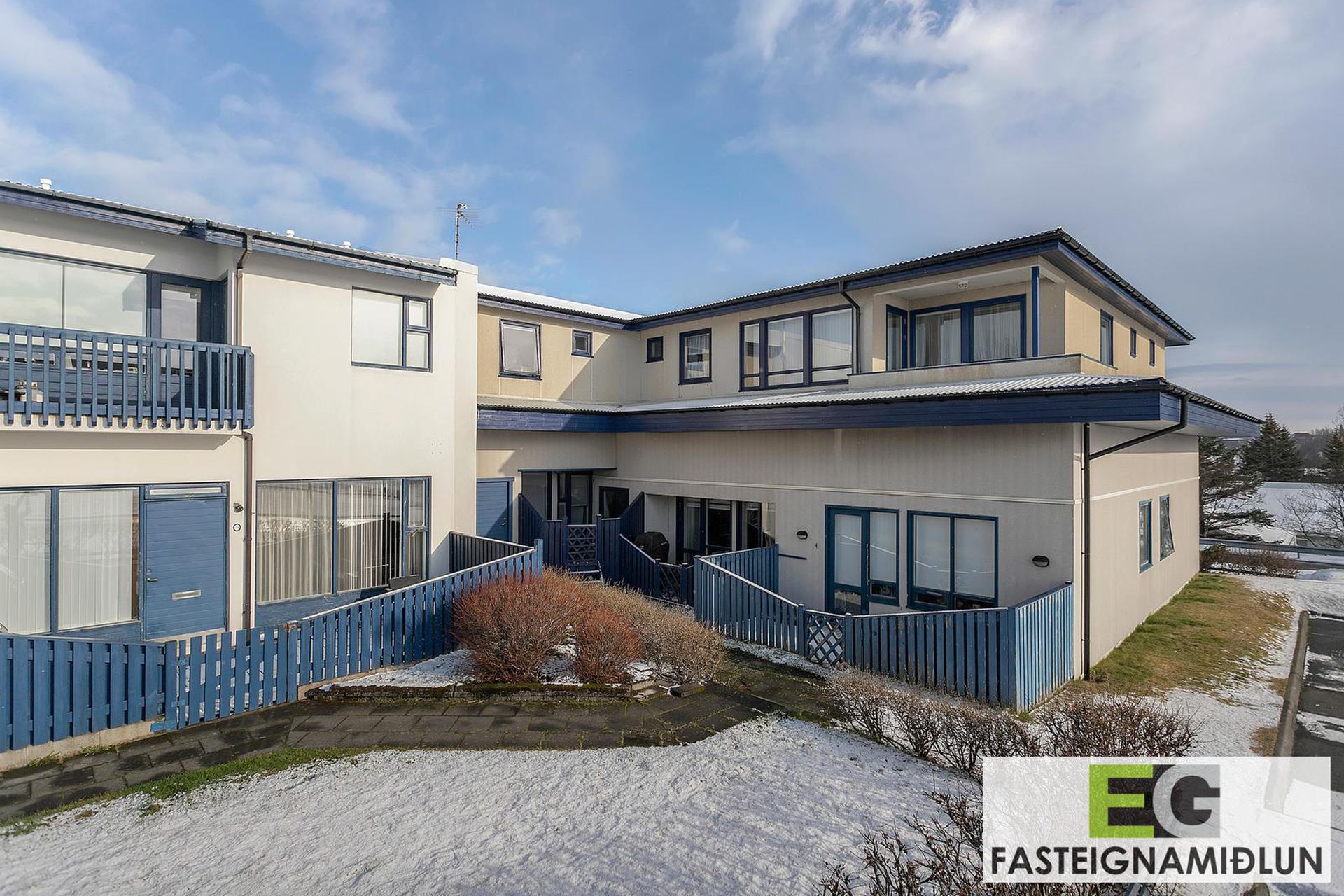 Smárabarð 2, 220 Hafnarfjörður