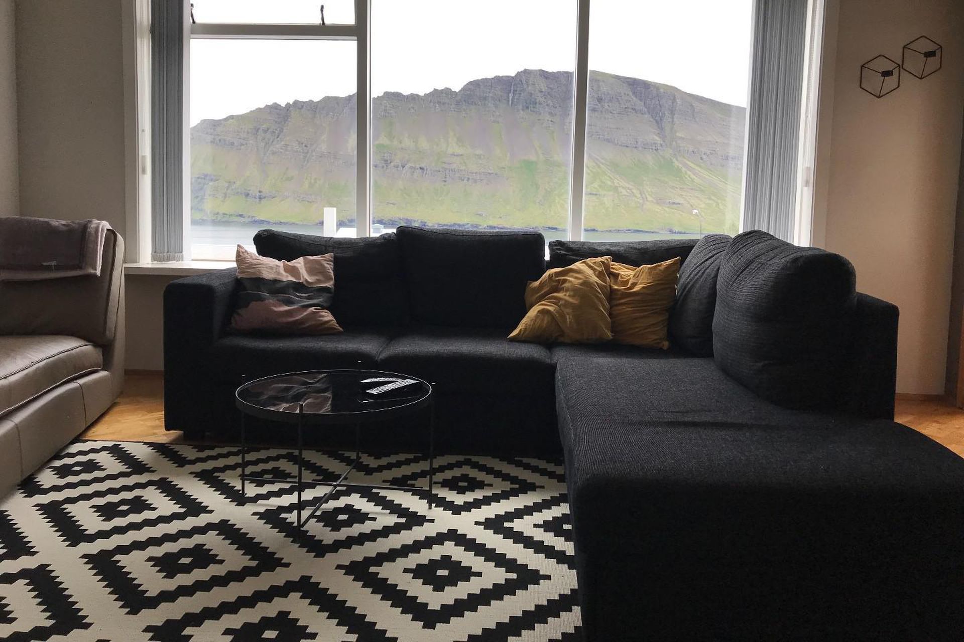 Víðimýri 16, 740 Fjarða