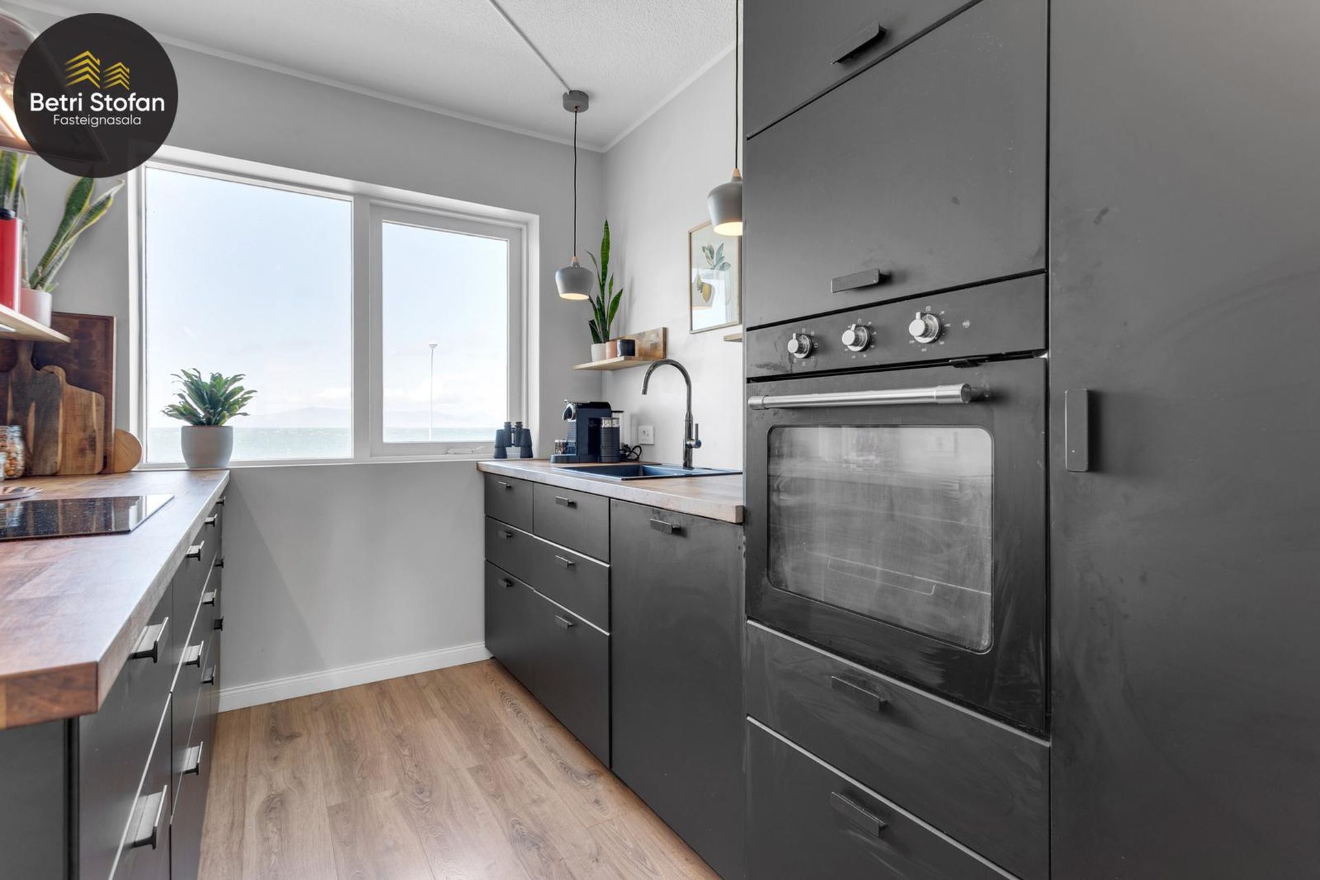 Rekagrandi 2, 107 Reykjavík