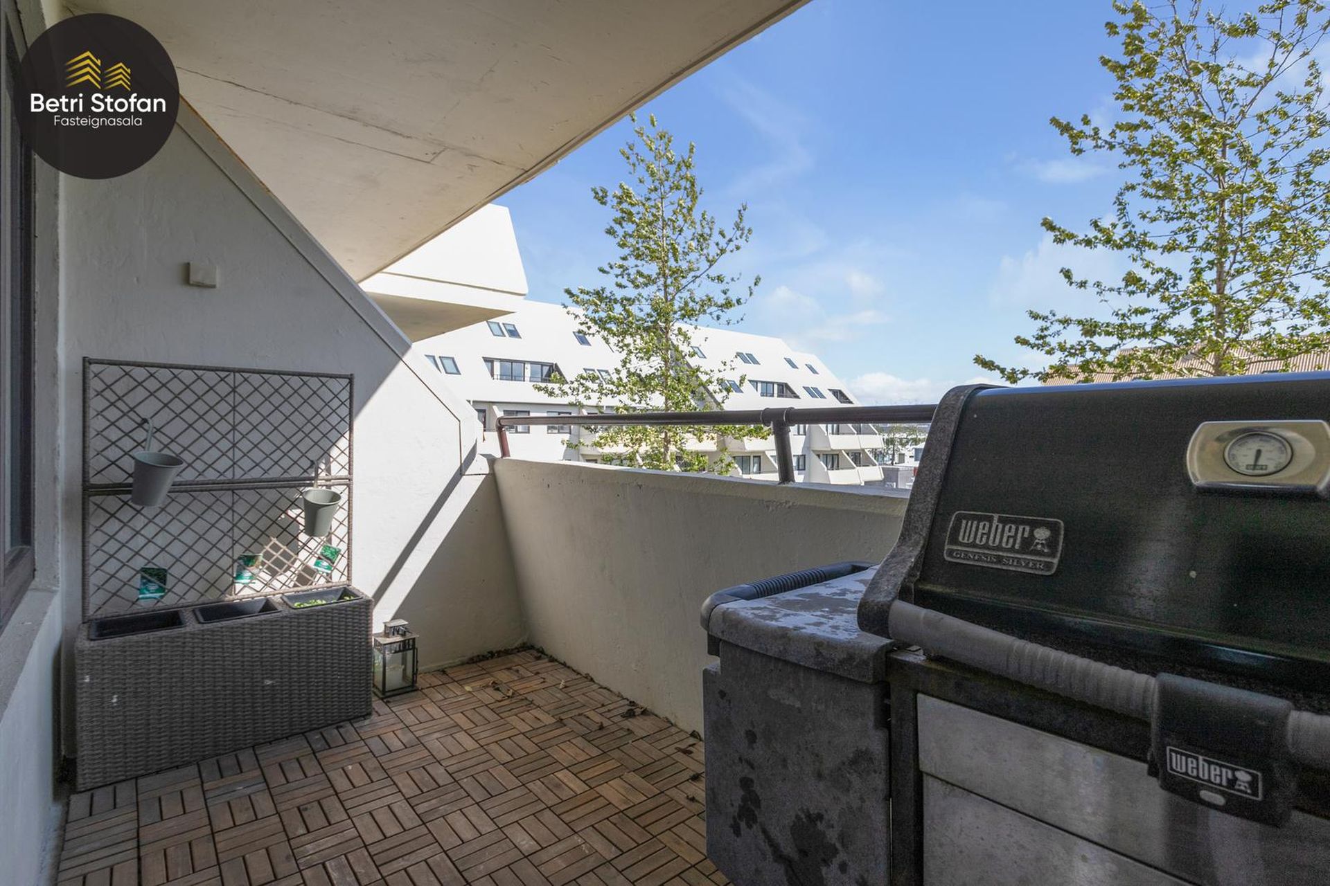 Rekagrandi 2, 107 Reykjavík