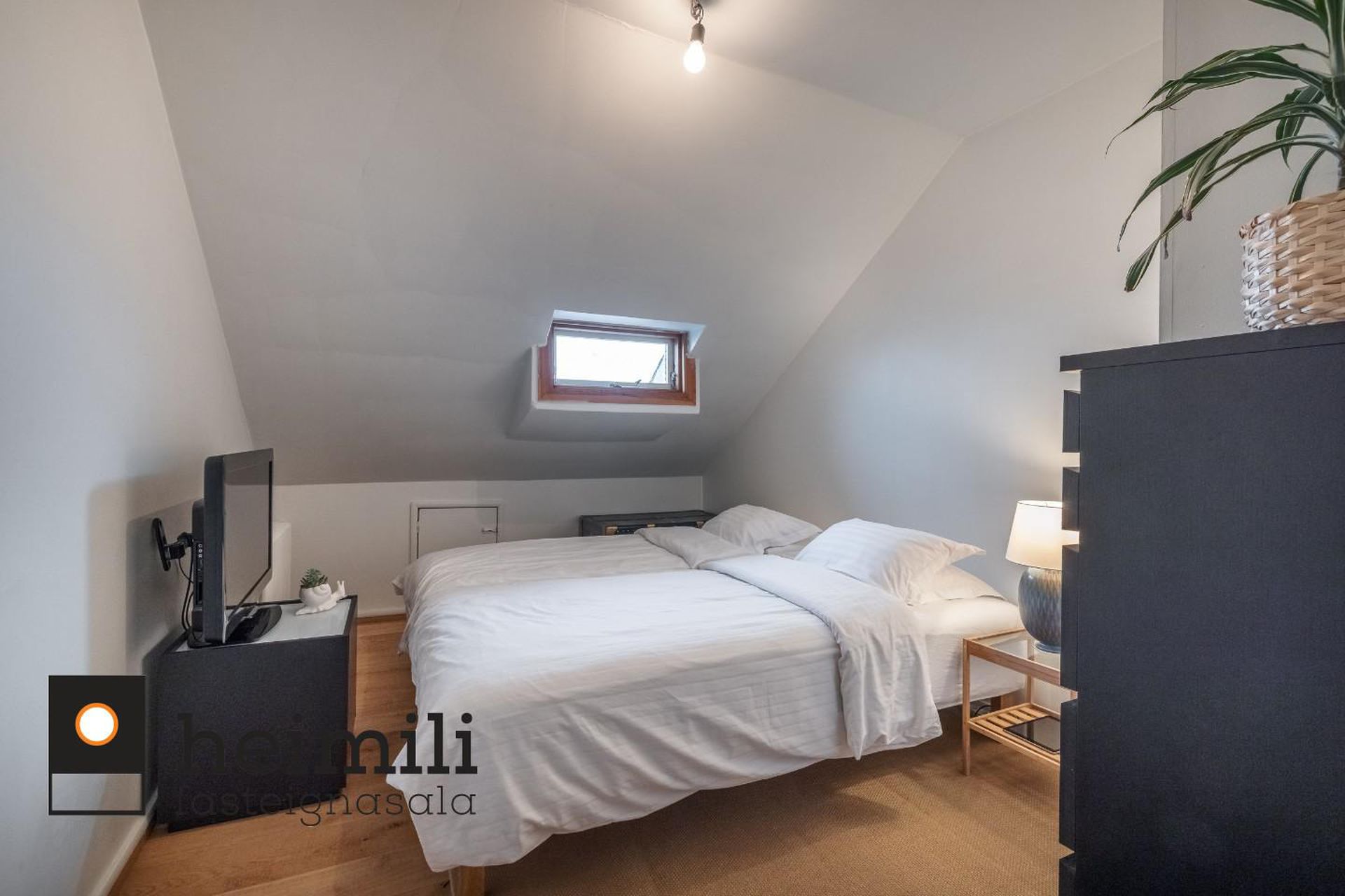 Eskihlíð 16, 105 Reykjavík