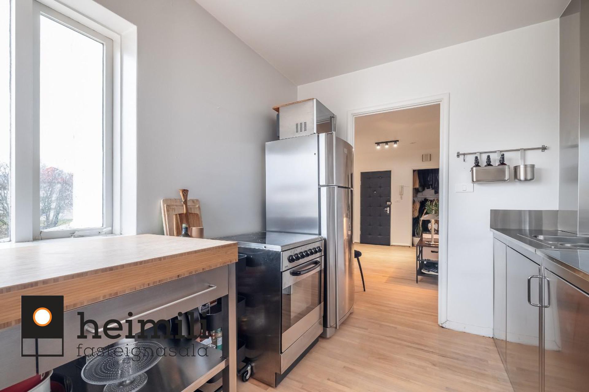 Eskihlíð 16, 105 Reykjavík
