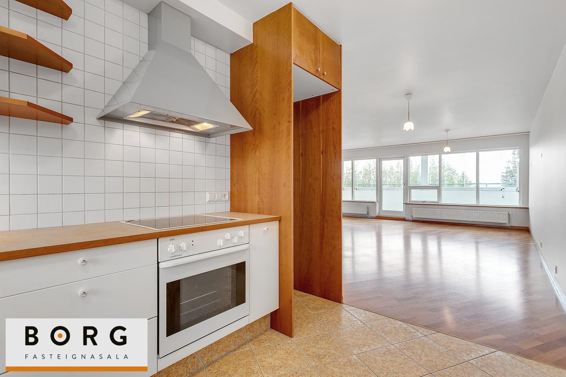 Garðatorg 7, 210 Garðabær