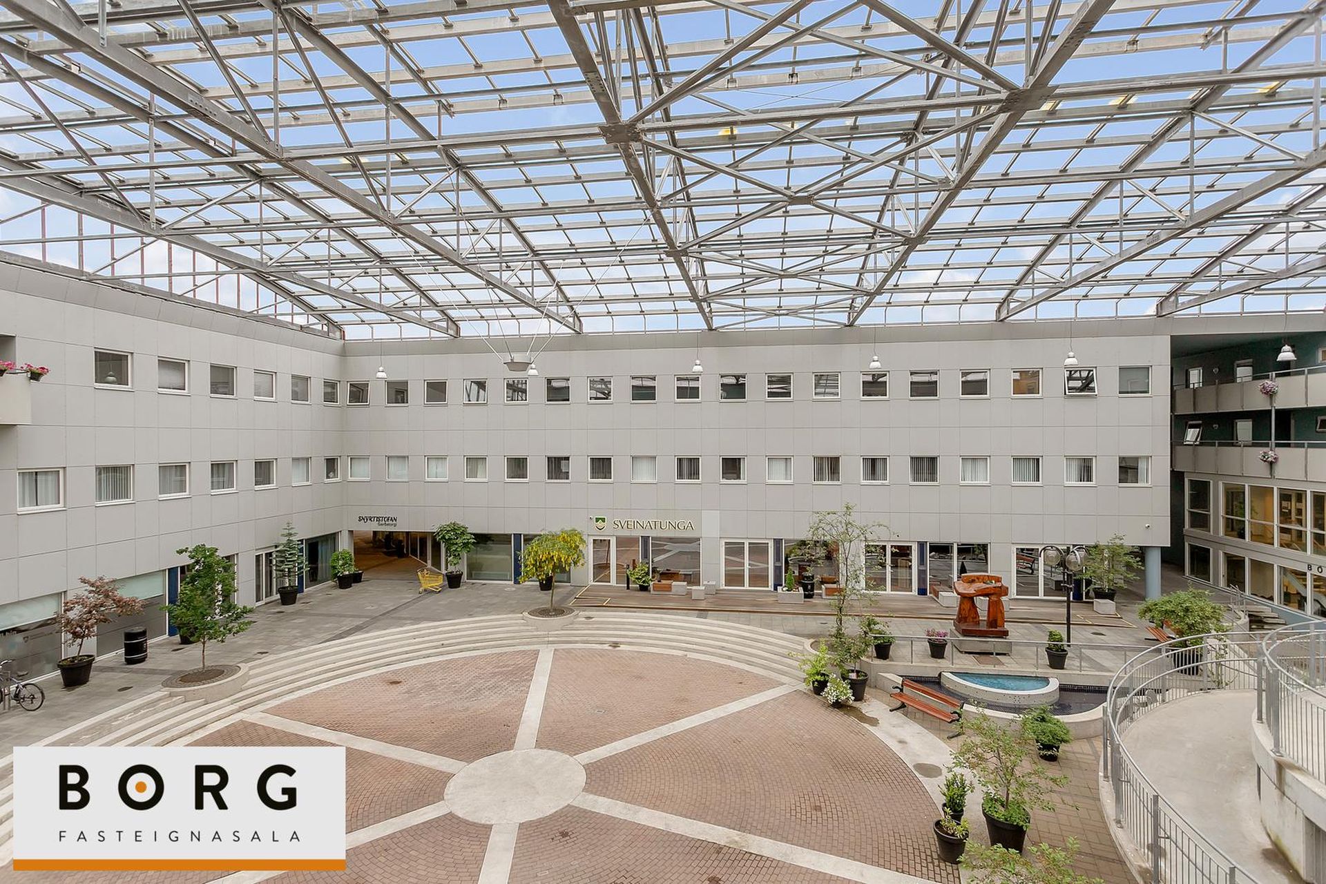 Garðatorg 7, 210 Garðabær