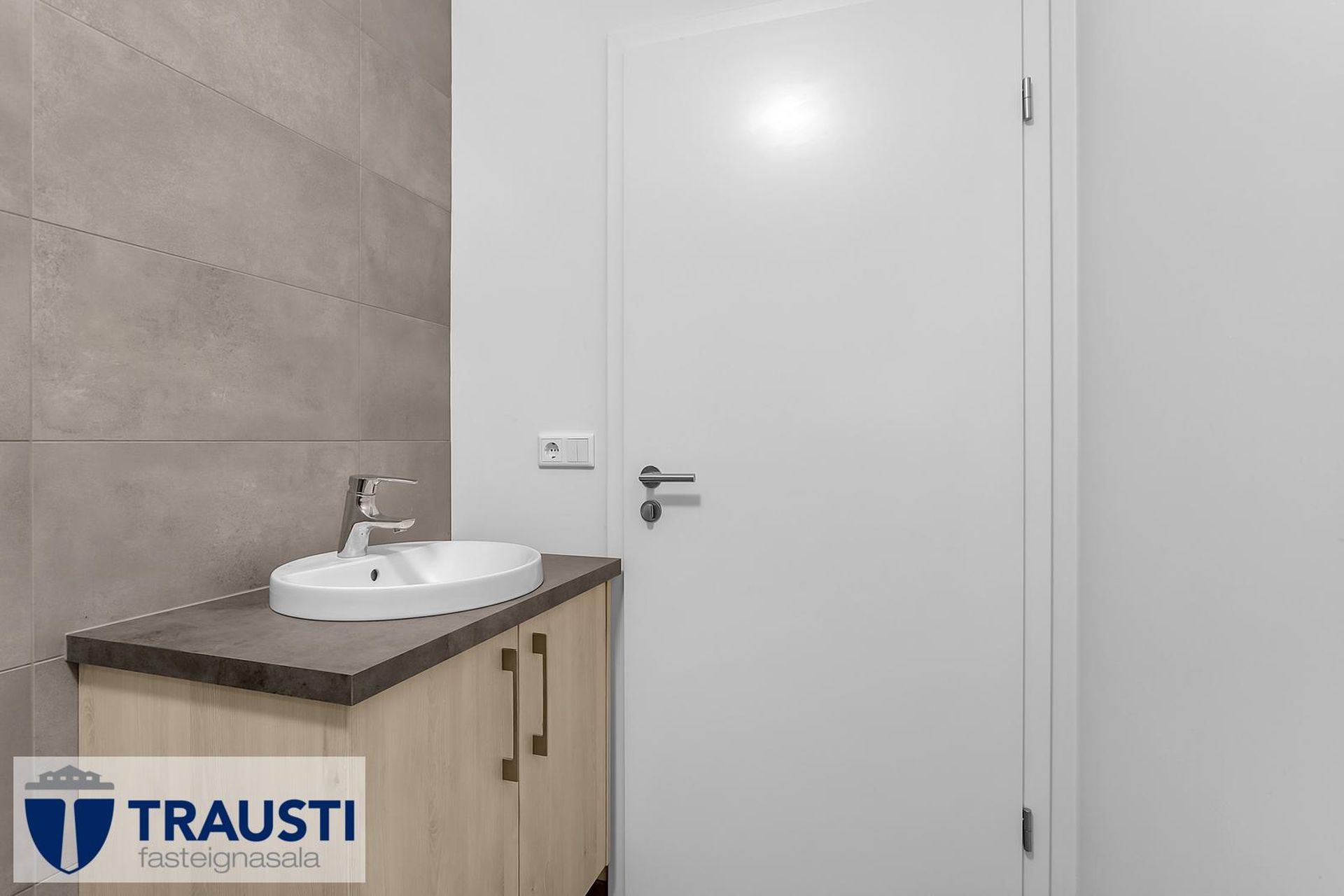 Smyrilshlíð 10 - 0112, 102 Reykjavík