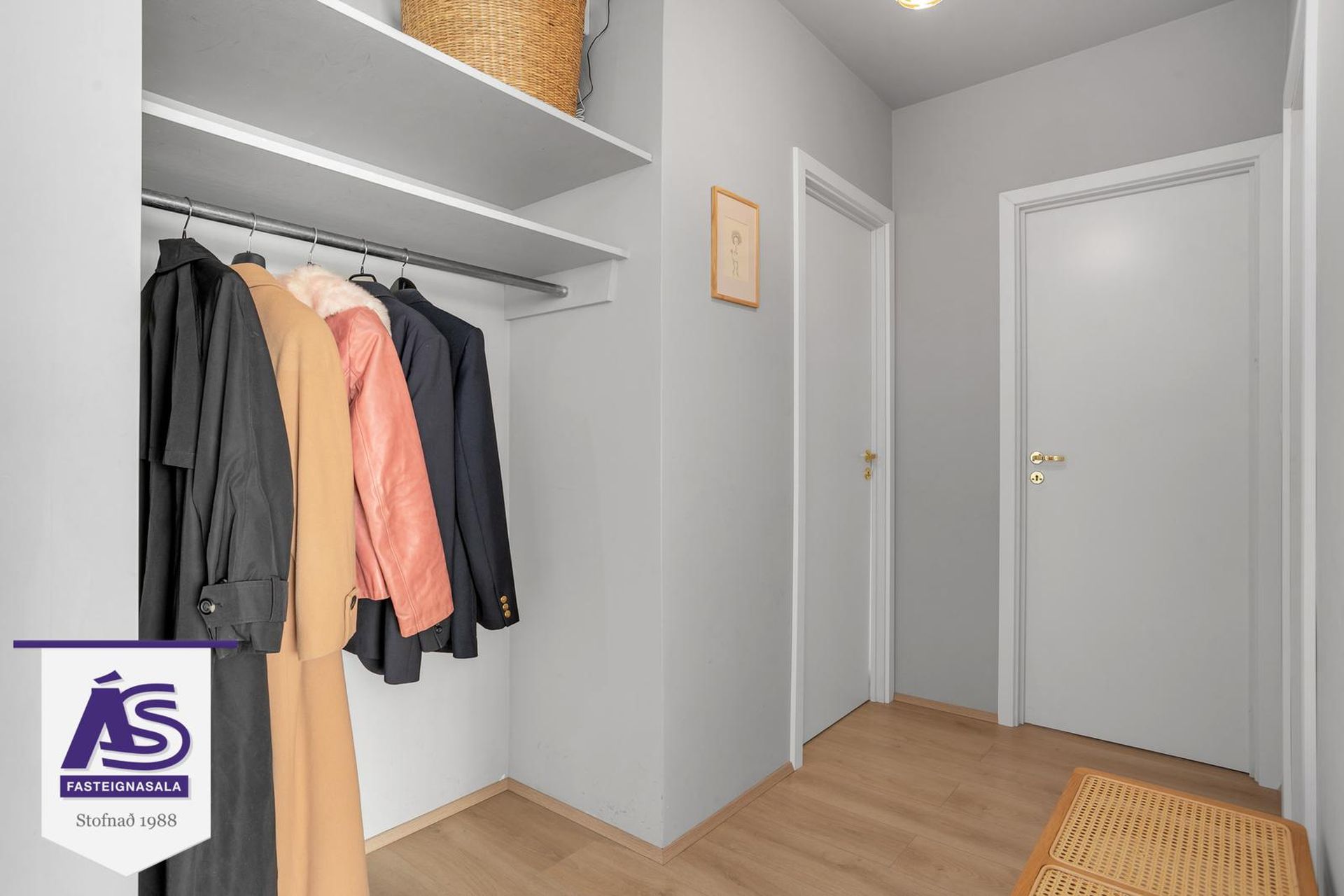 Suðurbraut 8 - 0301, 220 Hafnarfjörður