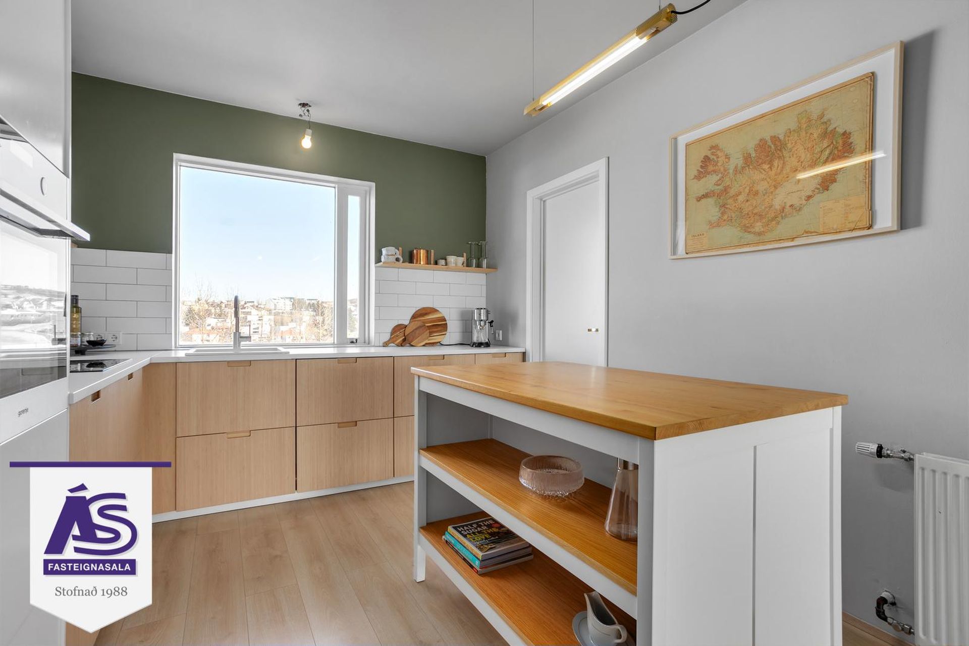 Suðurbraut 8 - 0301, 220 Hafnarfjörður