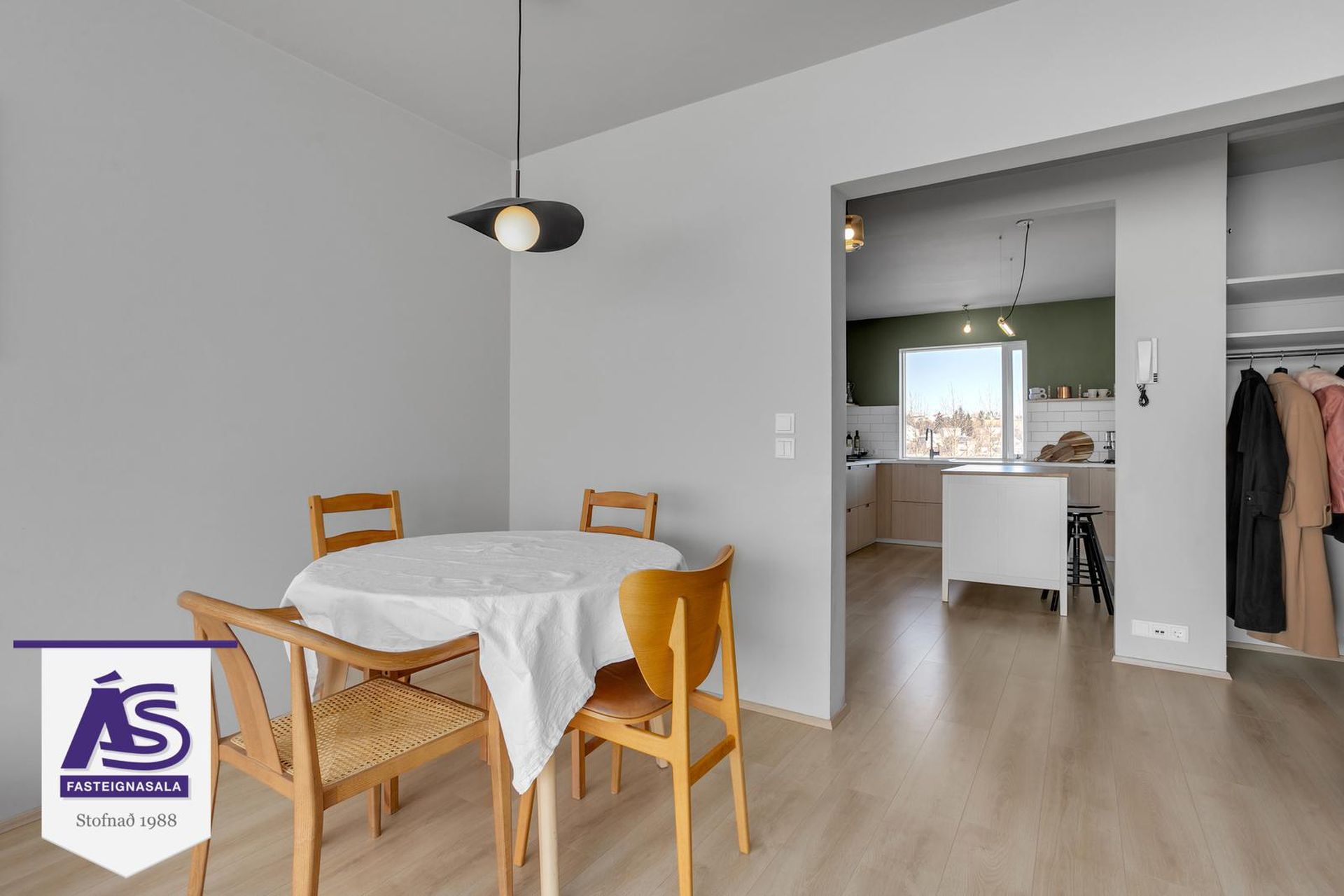 Suðurbraut 8 - 0301, 220 Hafnarfjörður