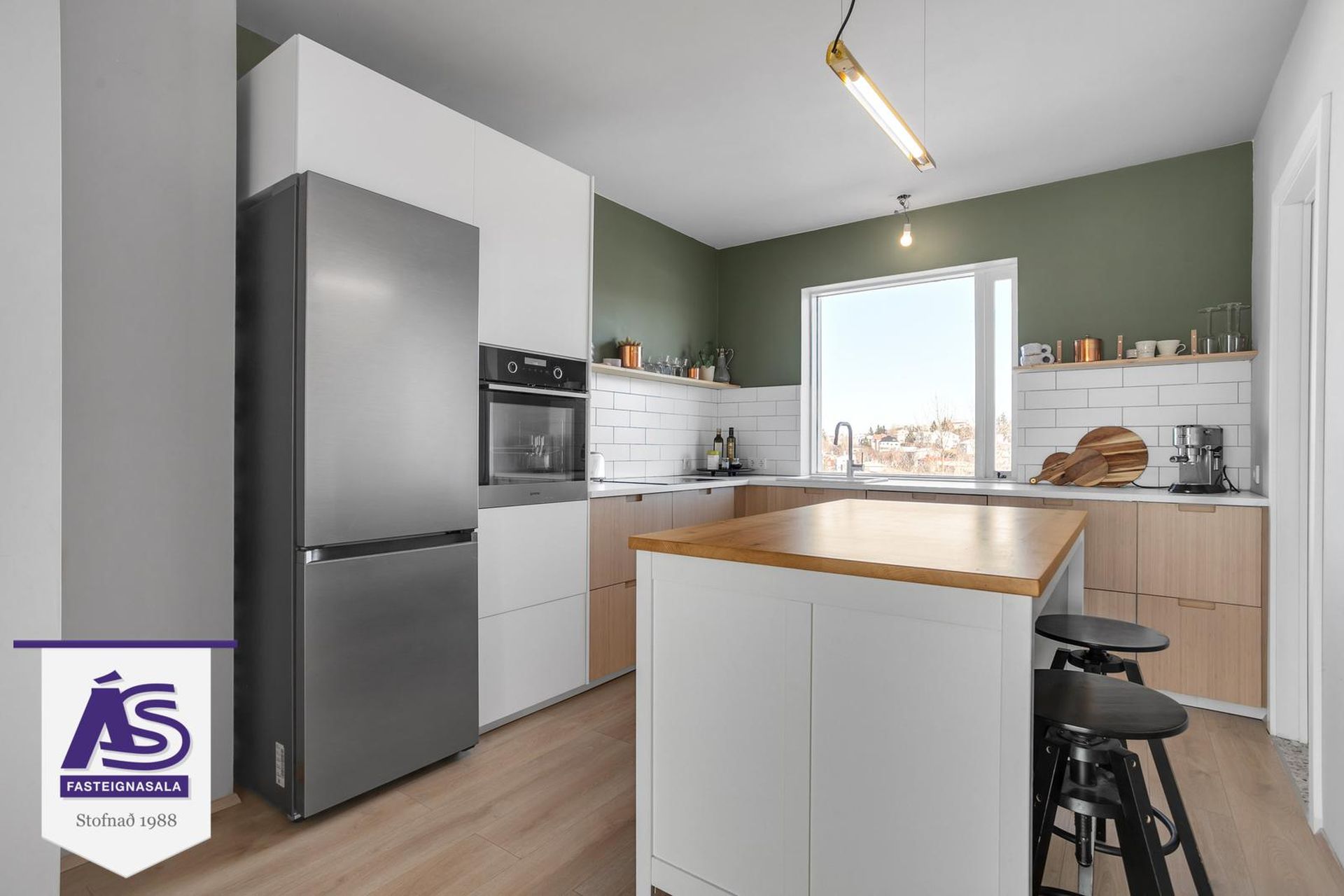 Suðurbraut 8 - 0301, 220 Hafnarfjörður