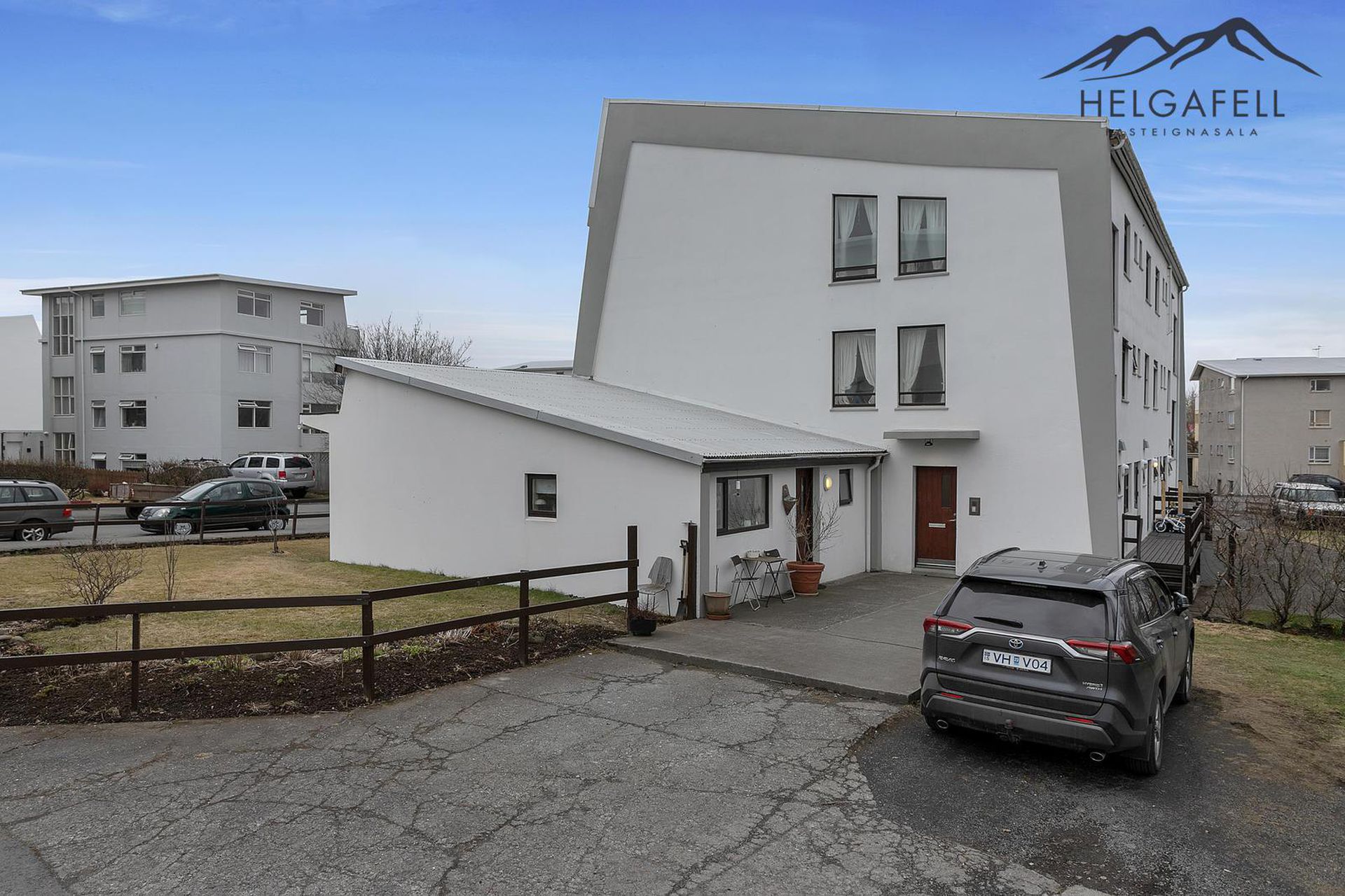 Brekkulækur 1, 105 Reykjavík