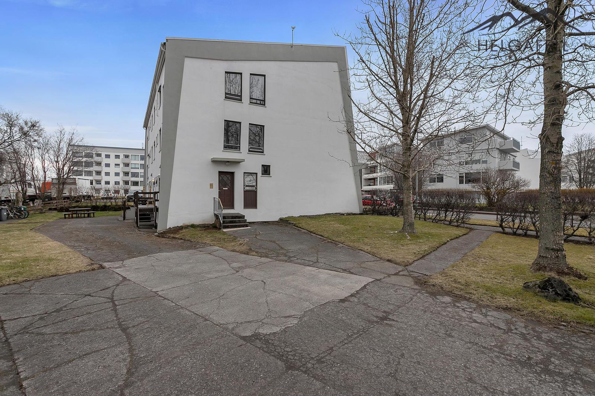 Brekkulækur 1, 105 Reykjavík