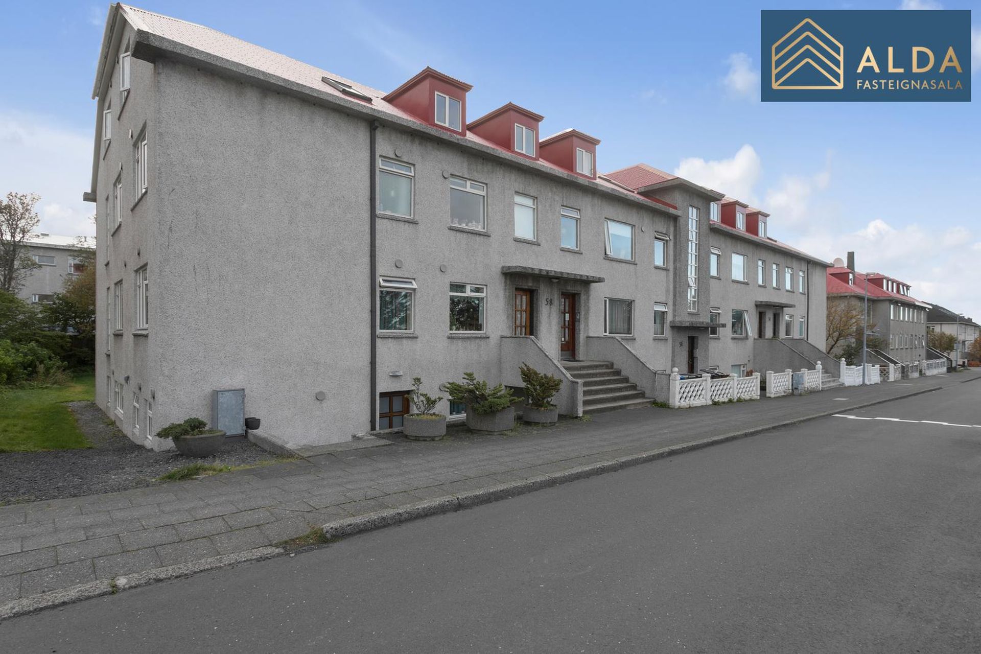 Miklabraut 56, 105 Reykjavík