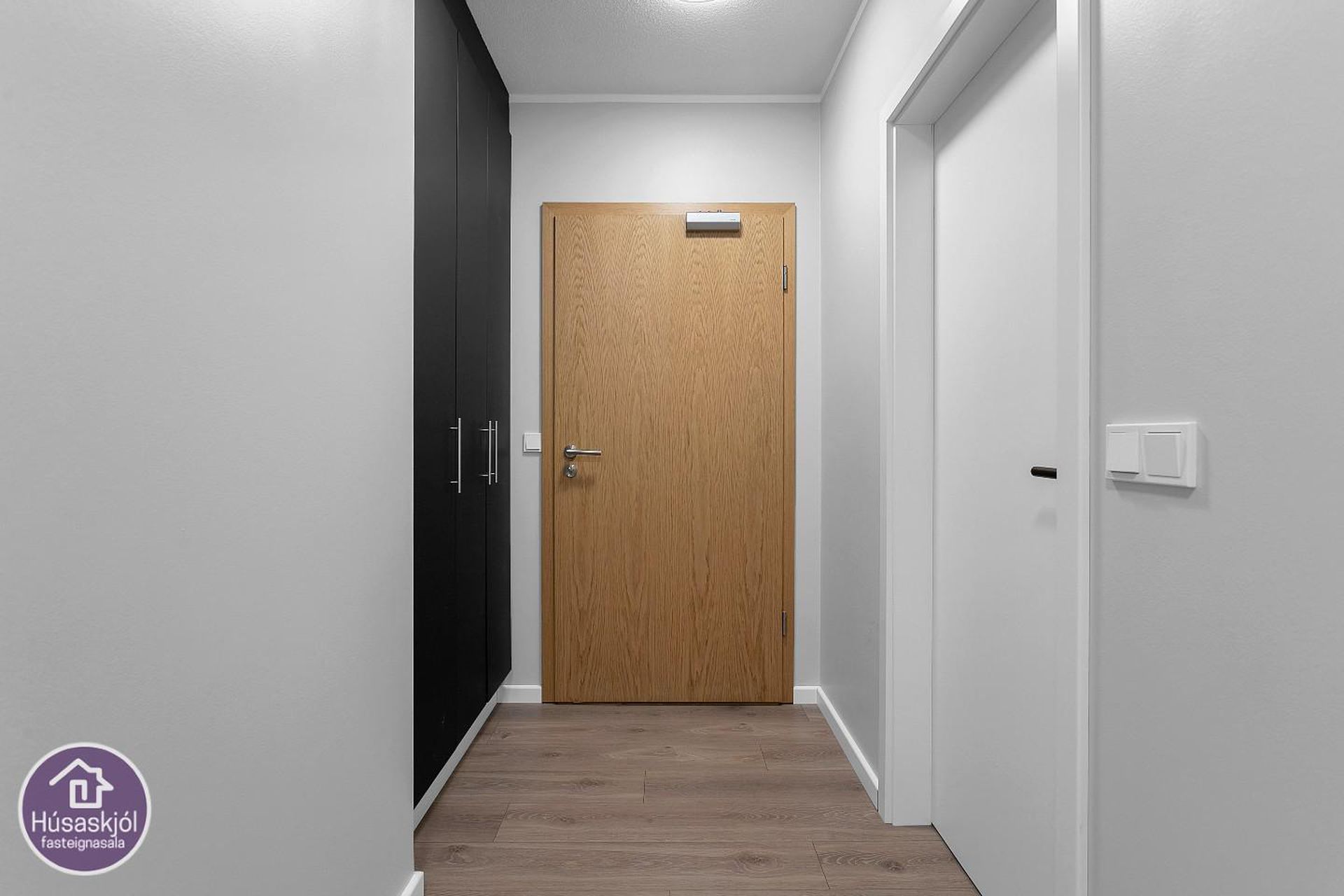 Þórðarsveigur 30, 113 Reykjavík