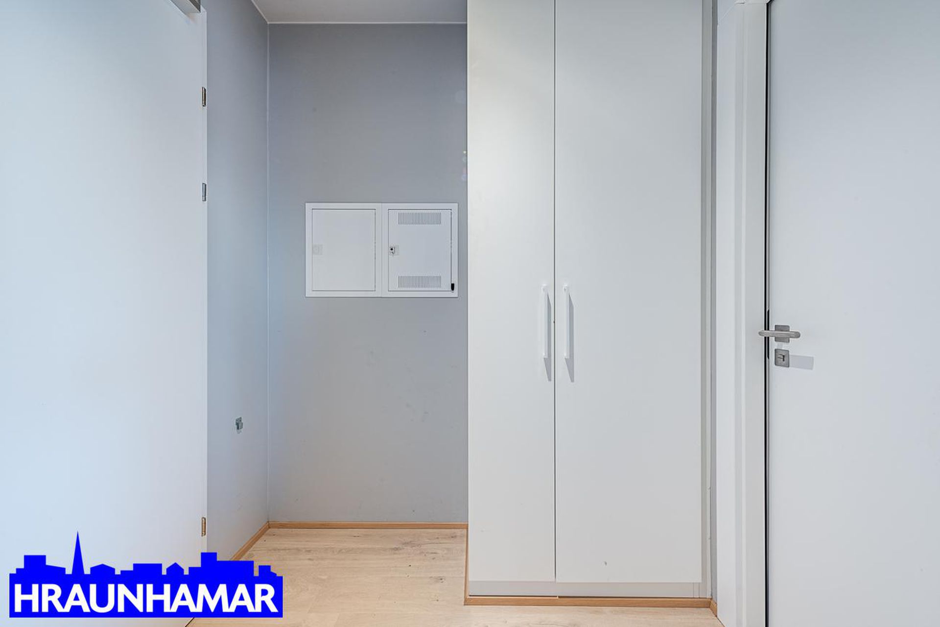 Hverfisgata 85 - 0103, 101 Reykjavík