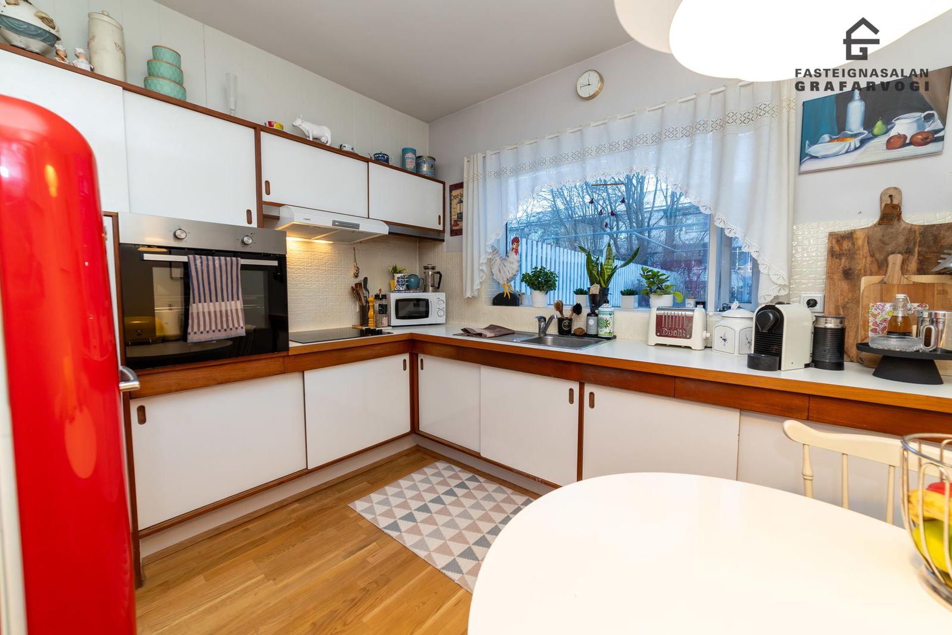 Barmahlíð 49, 105 Reykjavík