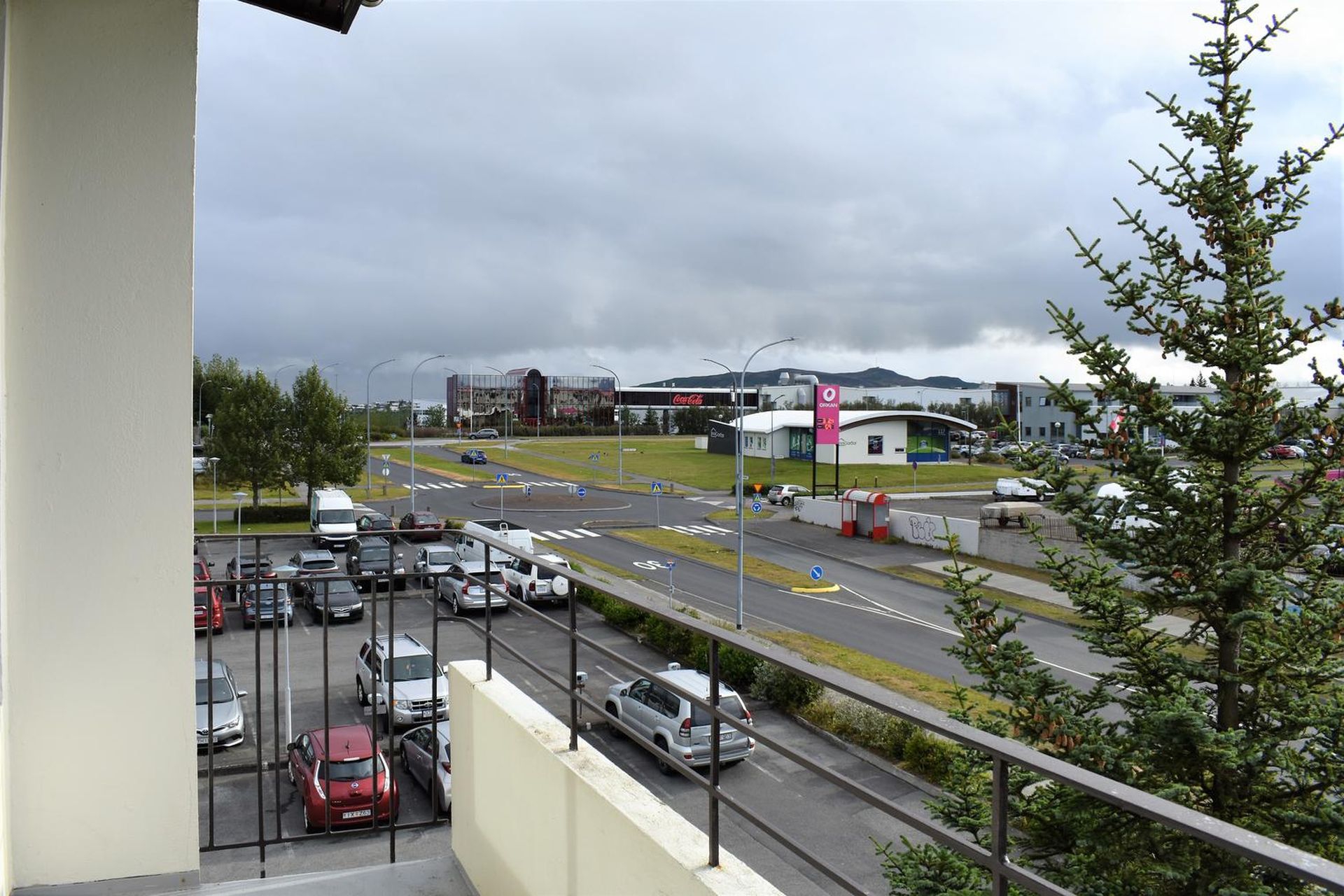 Hraunbær 90, 110 Reykjavík