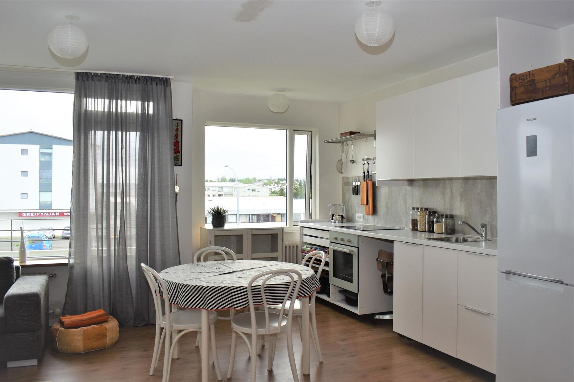 Hraunbær 90, 110 Reykjavík