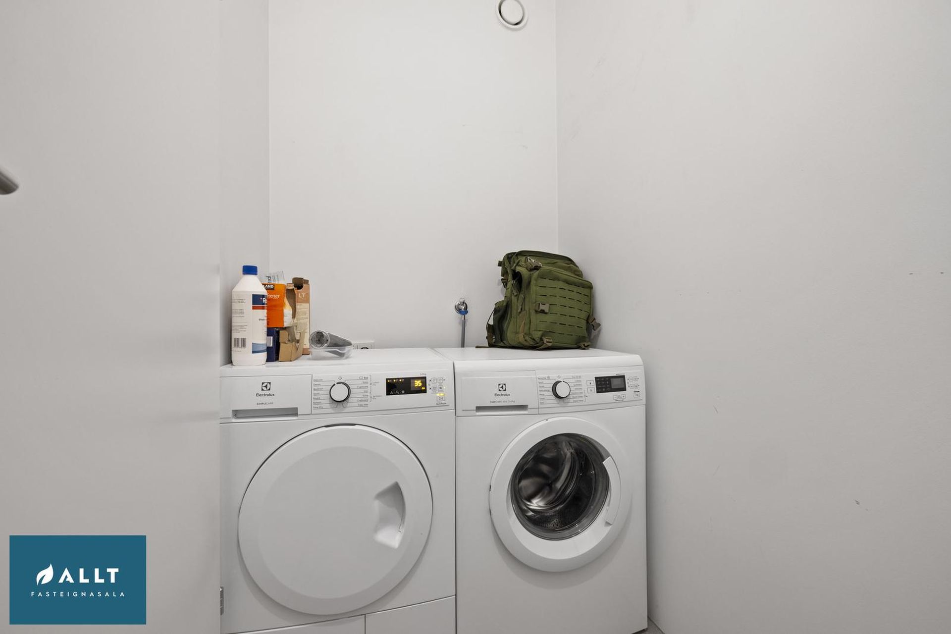 Hafnargata 29, 230 Reykjanesbær