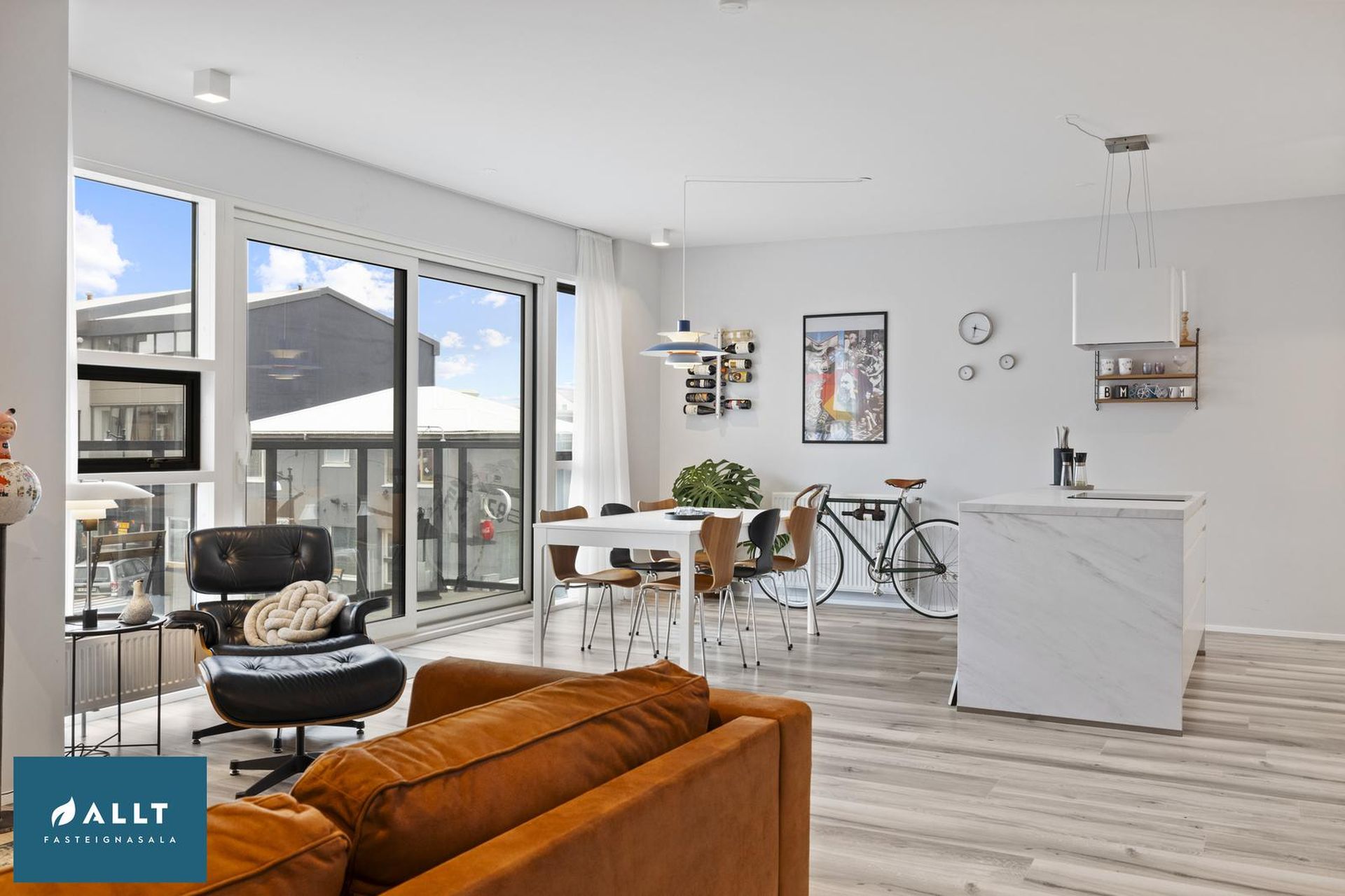 Hafnargata 29, 230 Reykjanesbær