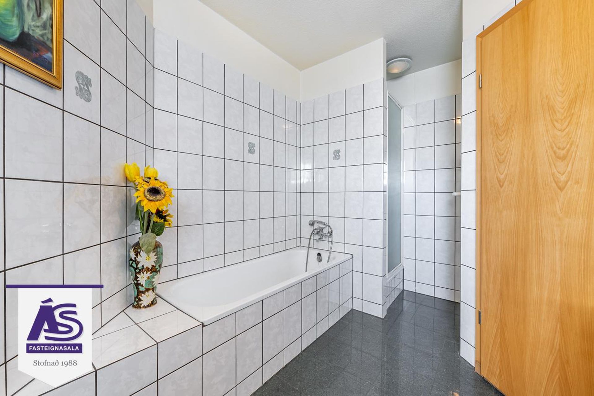 Fjarðargata 17, 220 Hafnarfjörður
