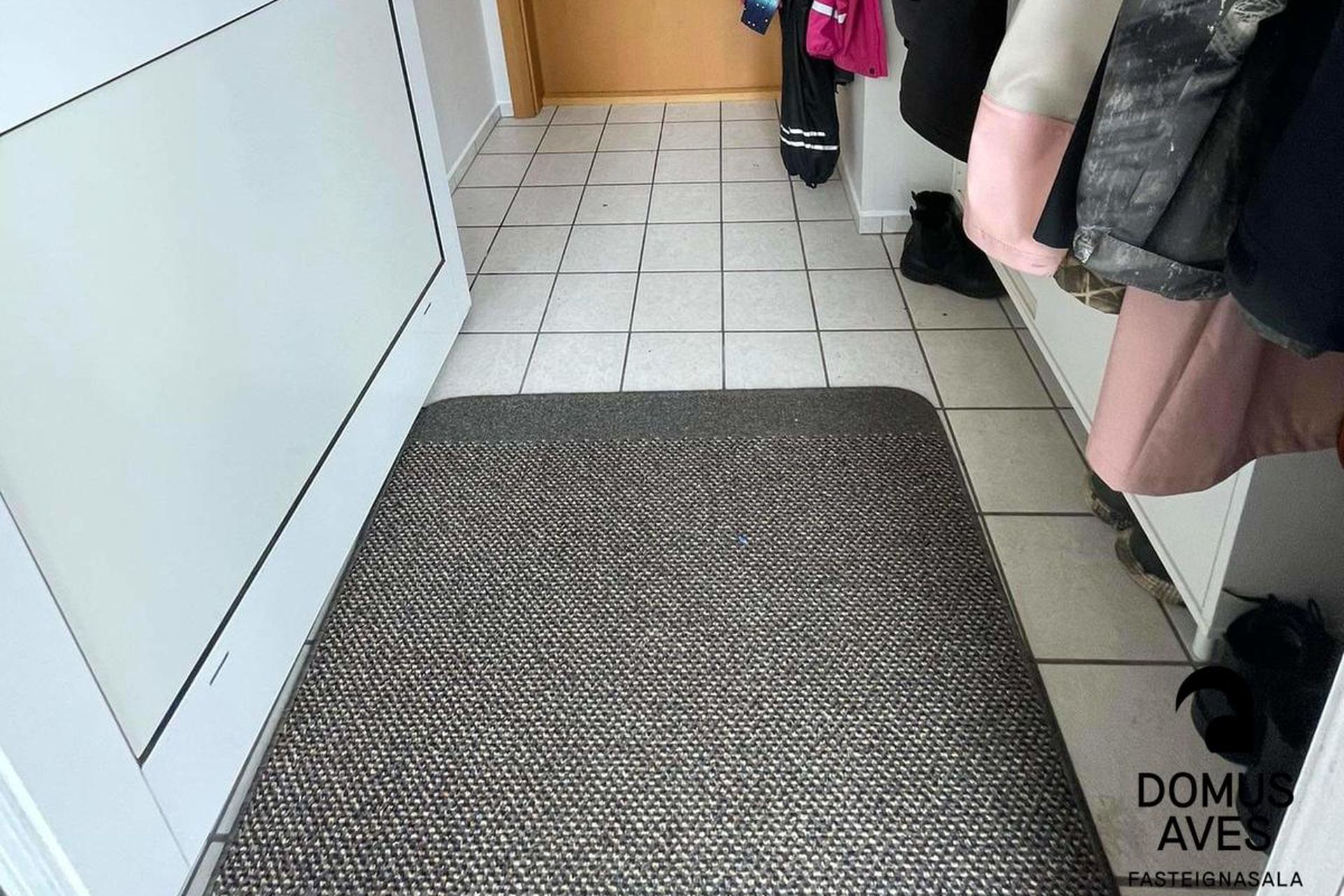 Blómvangur 2, 700 Fljóts