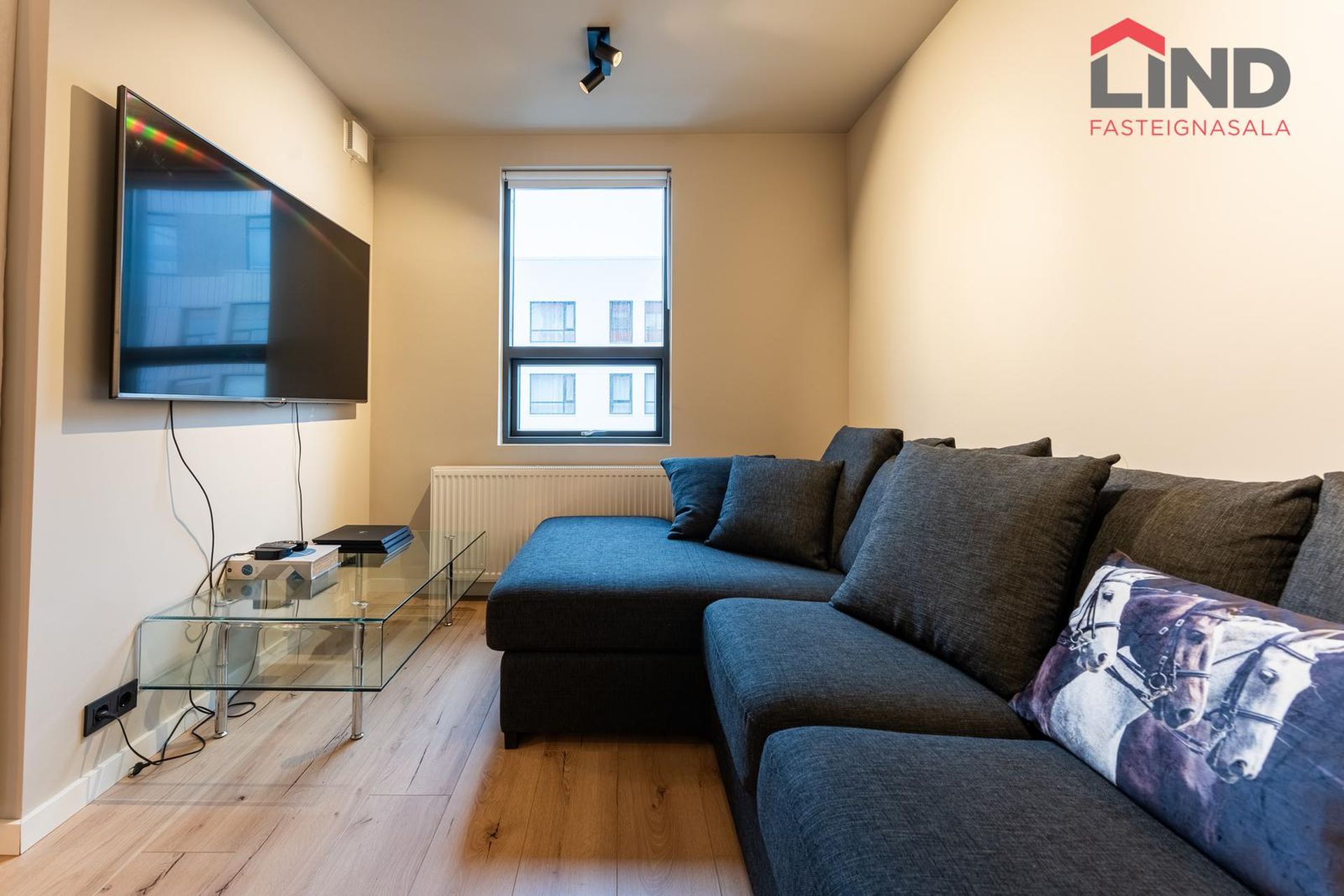 Smyrilshlíð 1, 102 Reykjavík