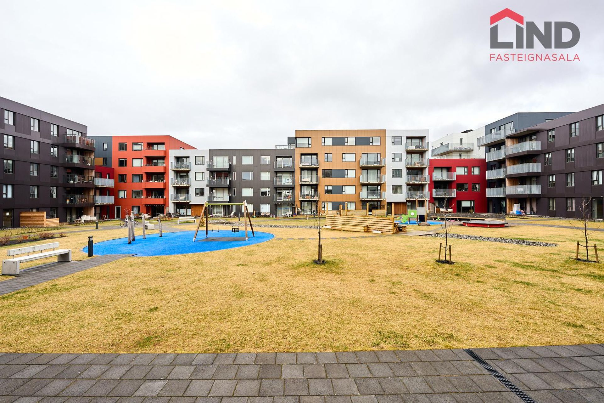 Smyrilshlíð 1, 102 Reykjavík