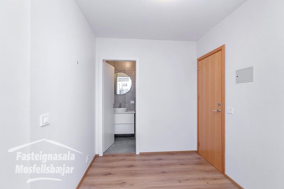 Flúðasel 93, 109 Reykjavík