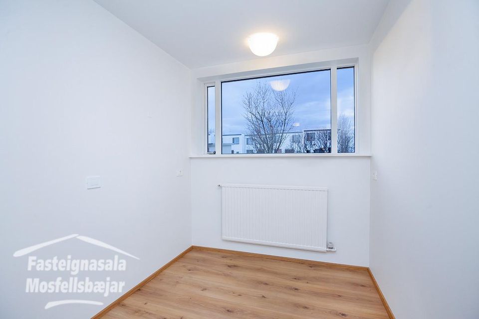 Flúðasel 93, 109 Reykjavík