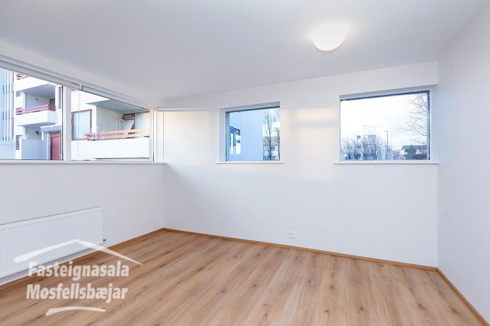Flúðasel 93, 109 Reykjavík
