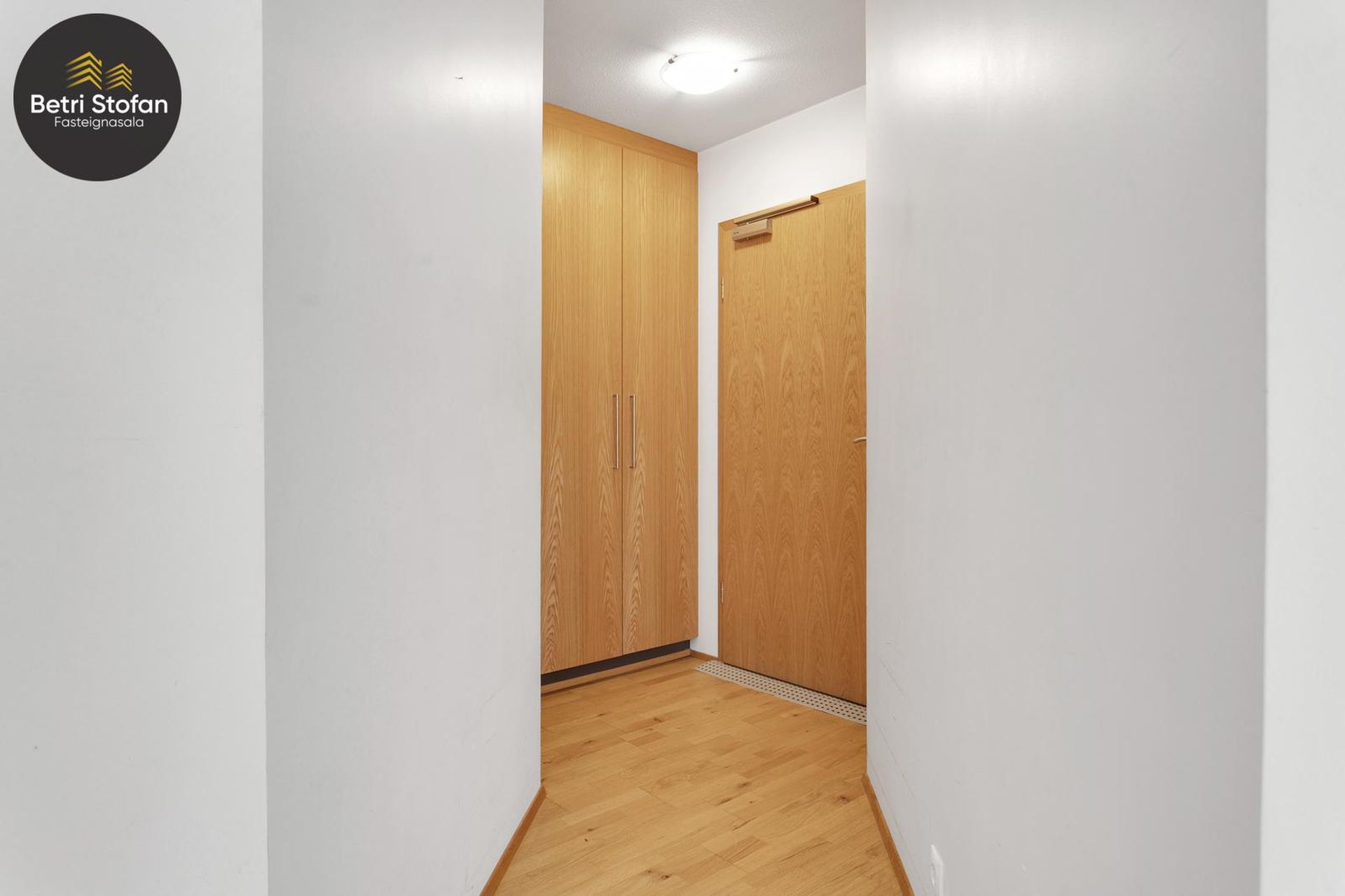 Strikið 10, 210 Garðabær