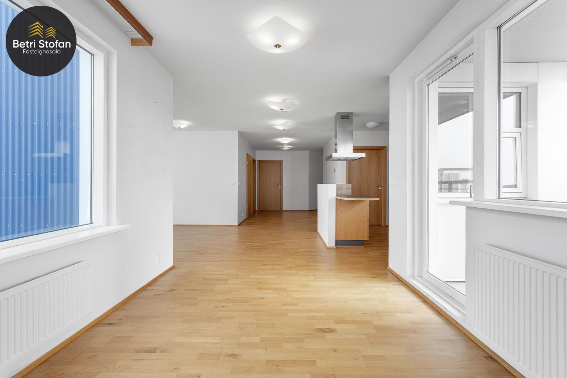 Strikið 10, 210 Garðabær
