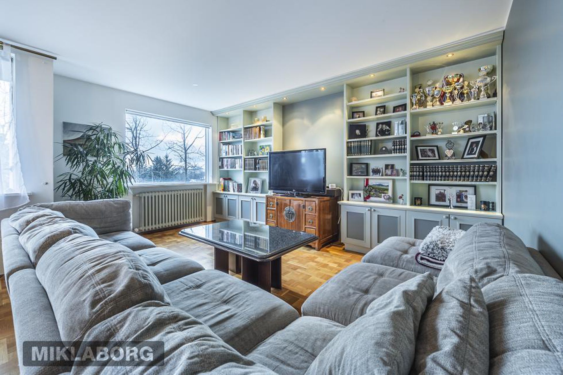 Hvassaleiti 28, 103 Reykjavík